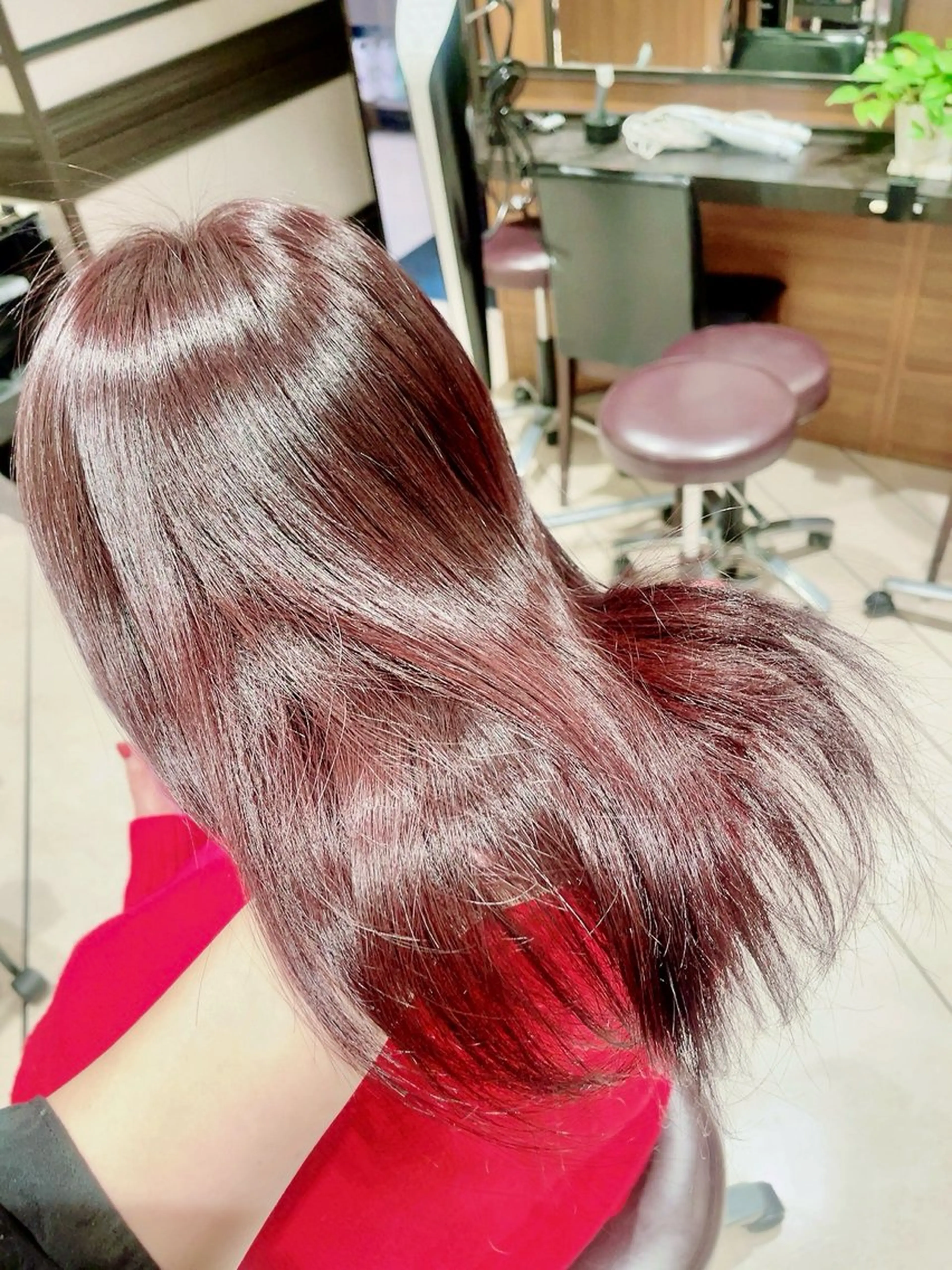 ロング カラー レッドカラー 資生堂ビューティーサロン伊勢丹立川店所属・🫧🧴 木幡🧴🫧のヘアスタイル