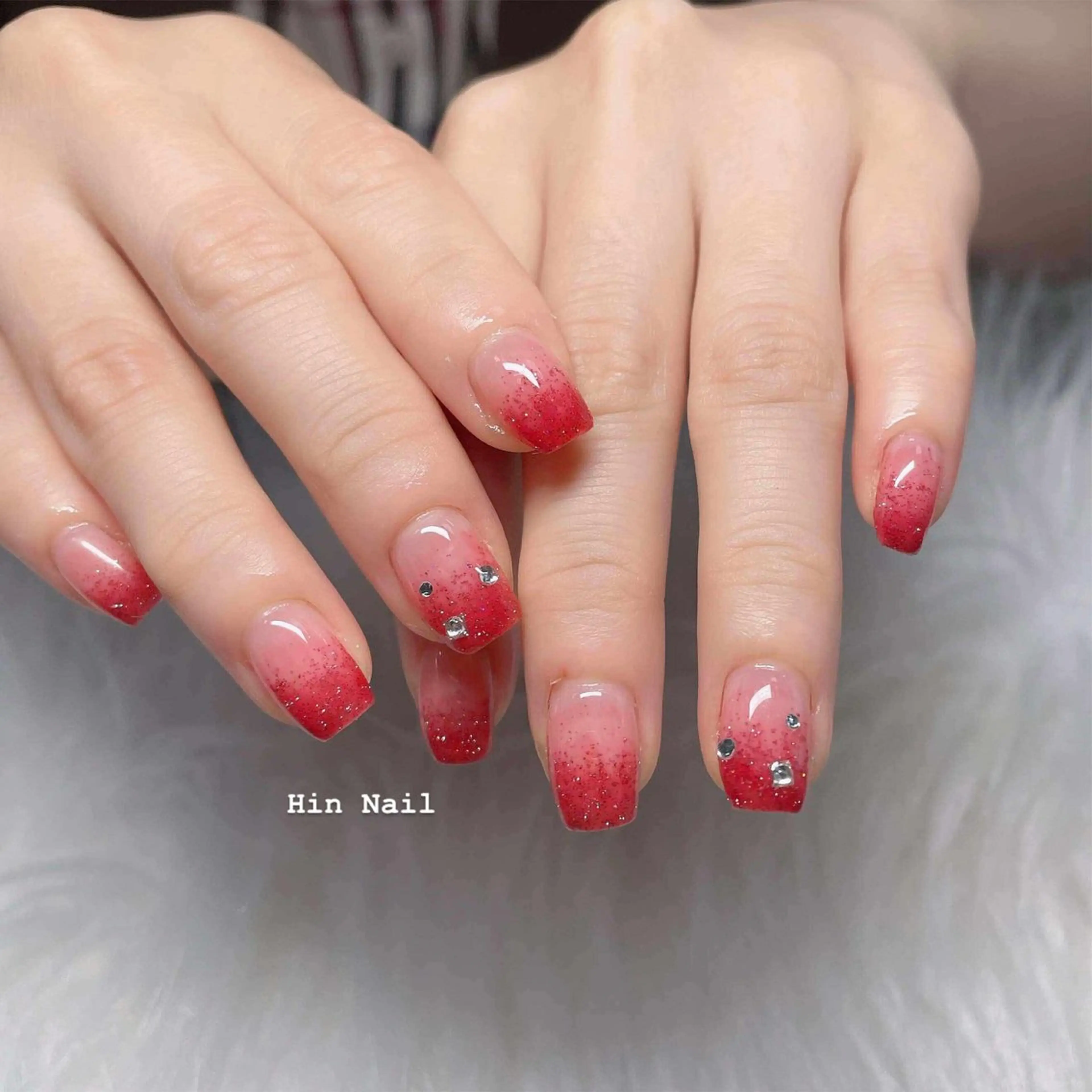 ネイル ストーンネイル ハンドネイル Hin Nail Osaka所属・Hin Nailsのネイルデザイン