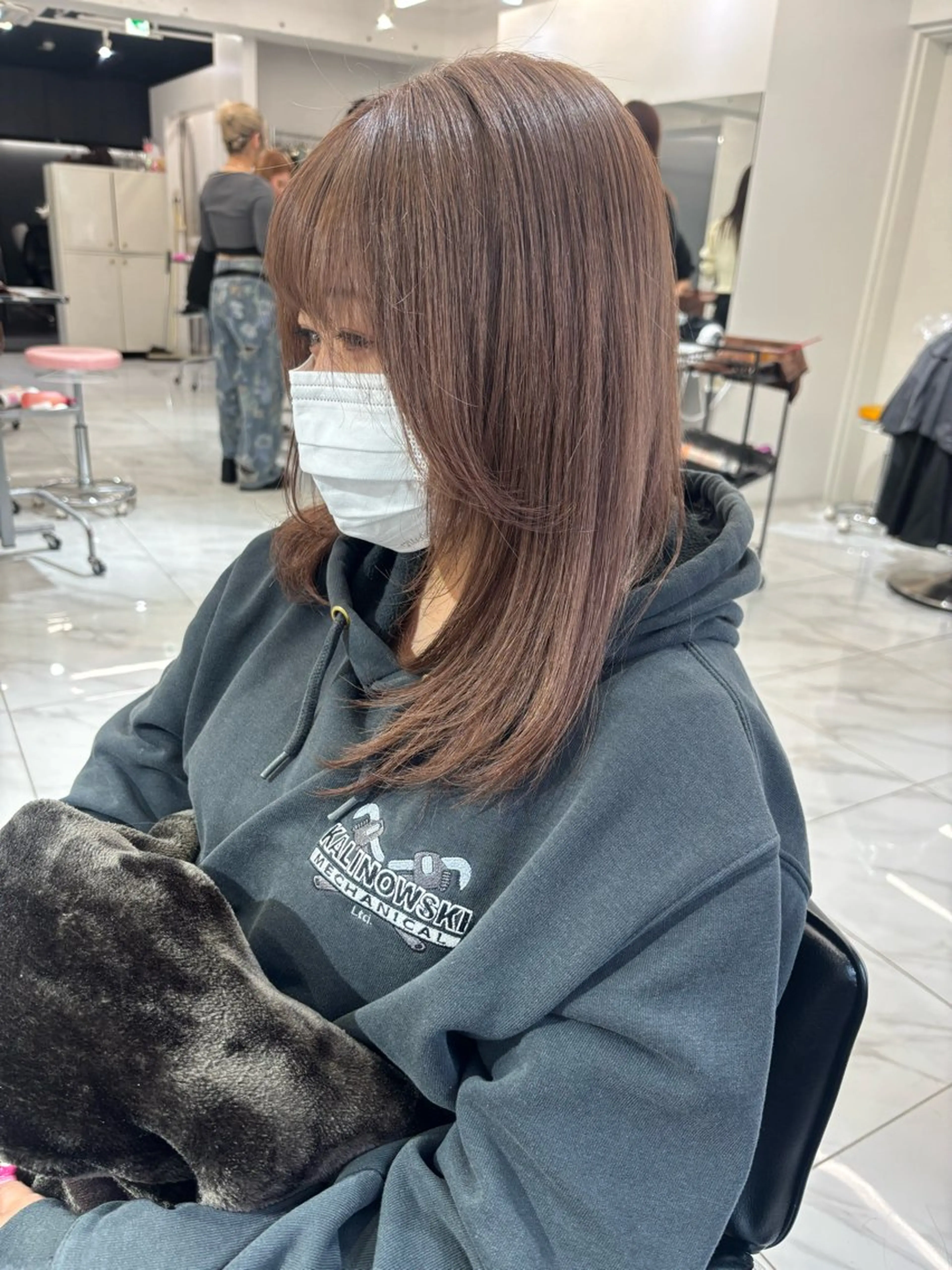 ミディアム カラー グレージュ ハイトーンカラー ヘアカラー レイヤー/ハイトーン 渋谷/Satsukiのヘアスタイル