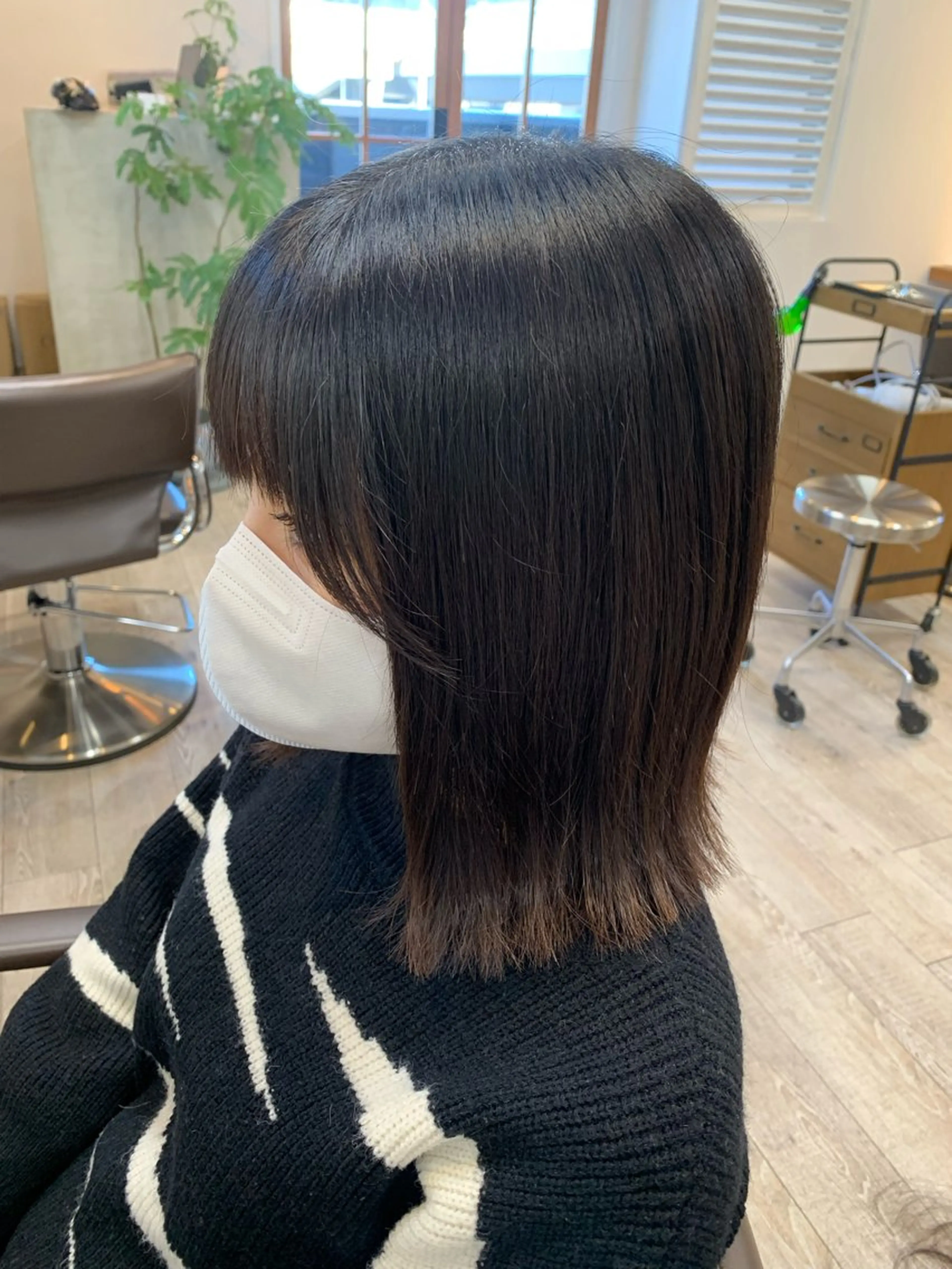 ショート 外ハネヘア 渡邉 真夕のヘアスタイル