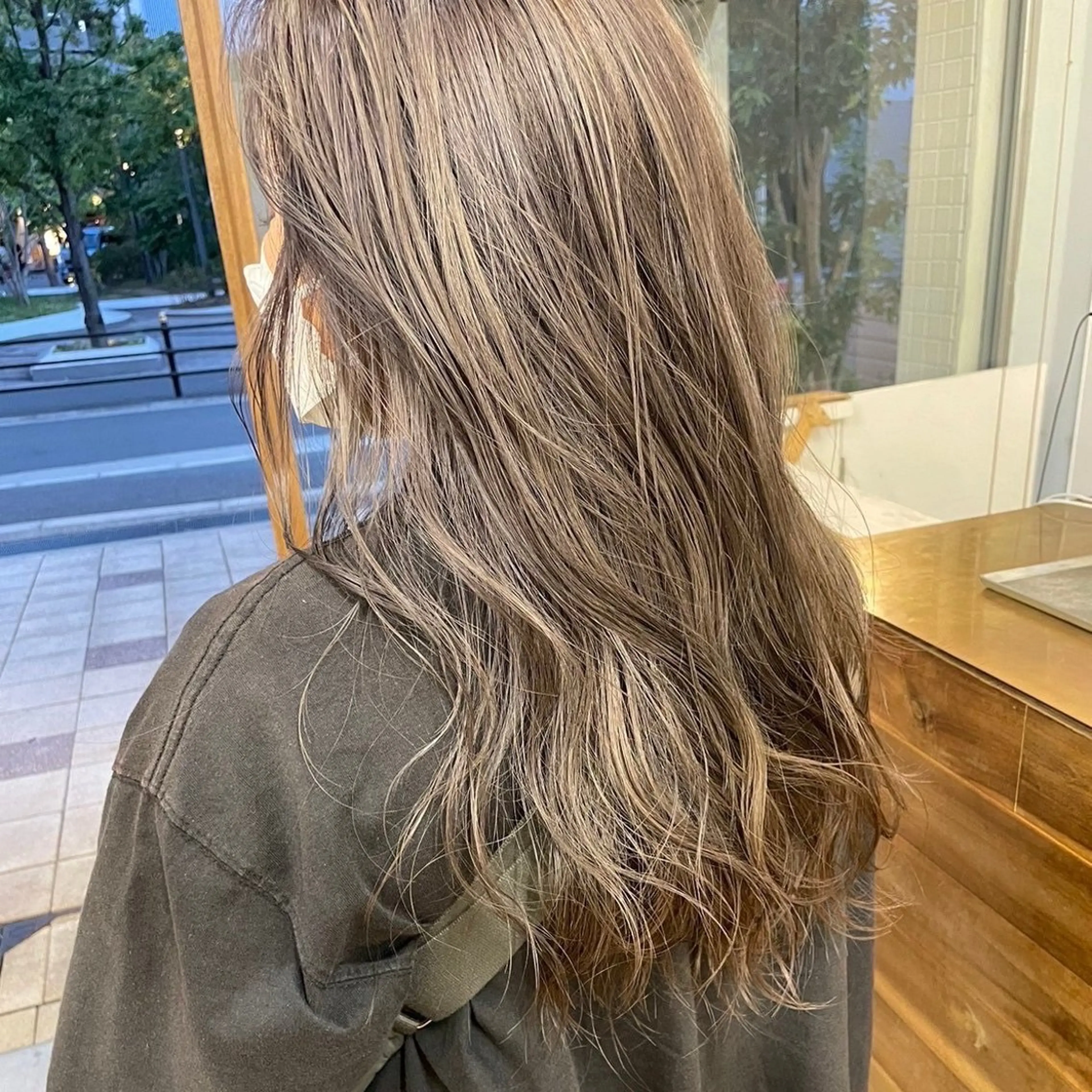 ロング カラー yohaku所属・ハイトーン美容師🫧 神崎 源のヘアスタイル