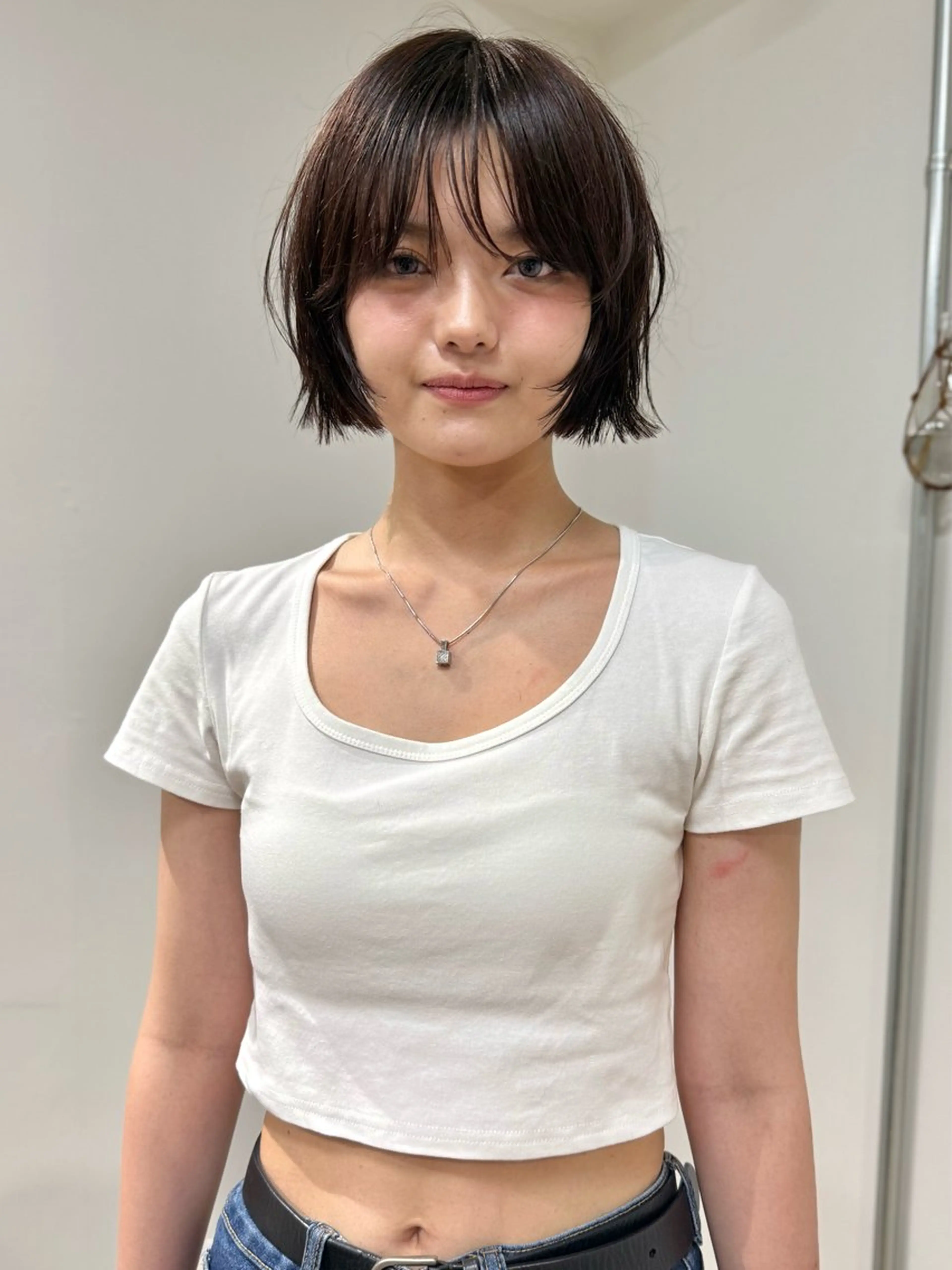 ショート カラー 千堂 真由のヘアスタイル
