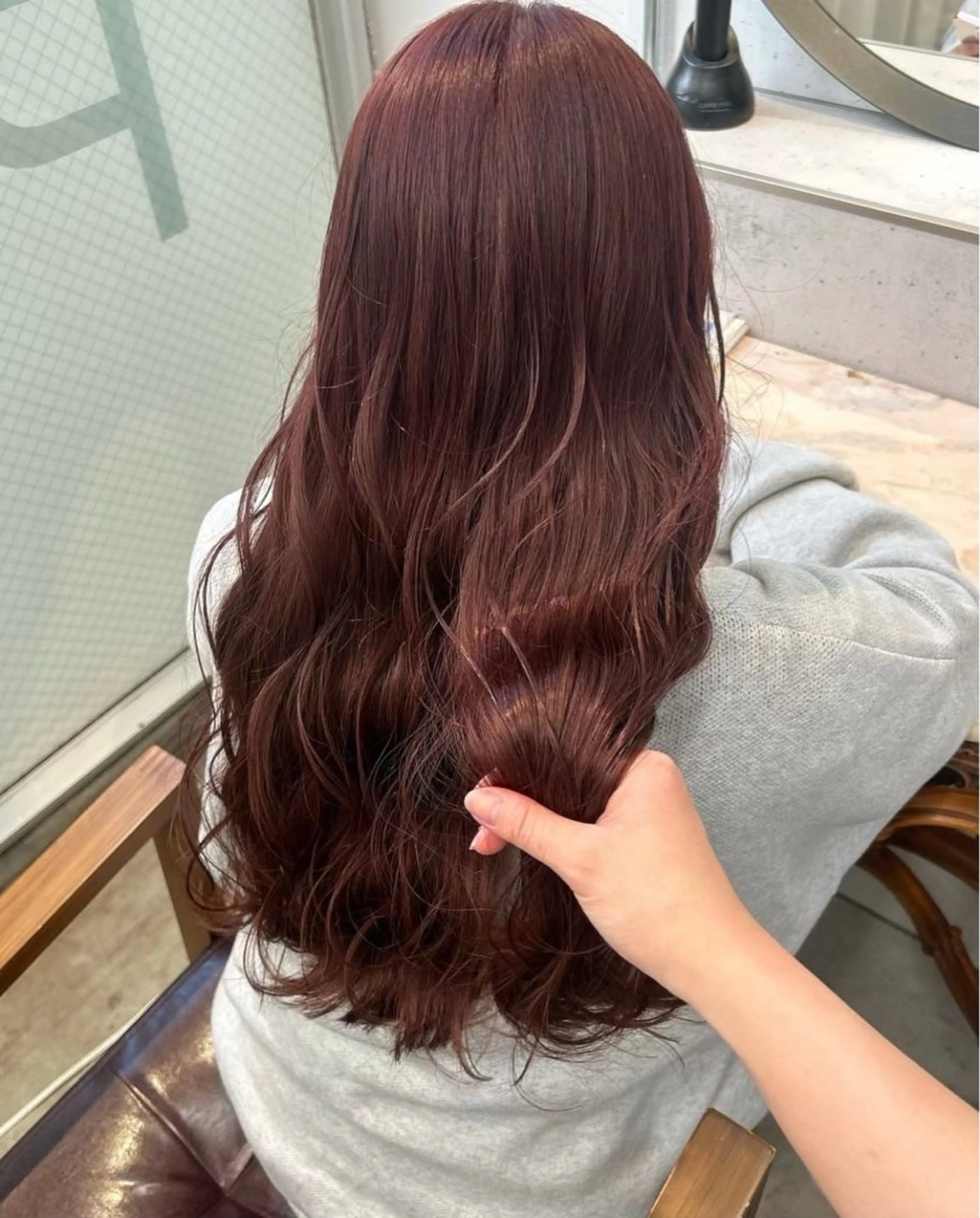 カラー ヘアカラー 森 乃愛のヘアスタイル