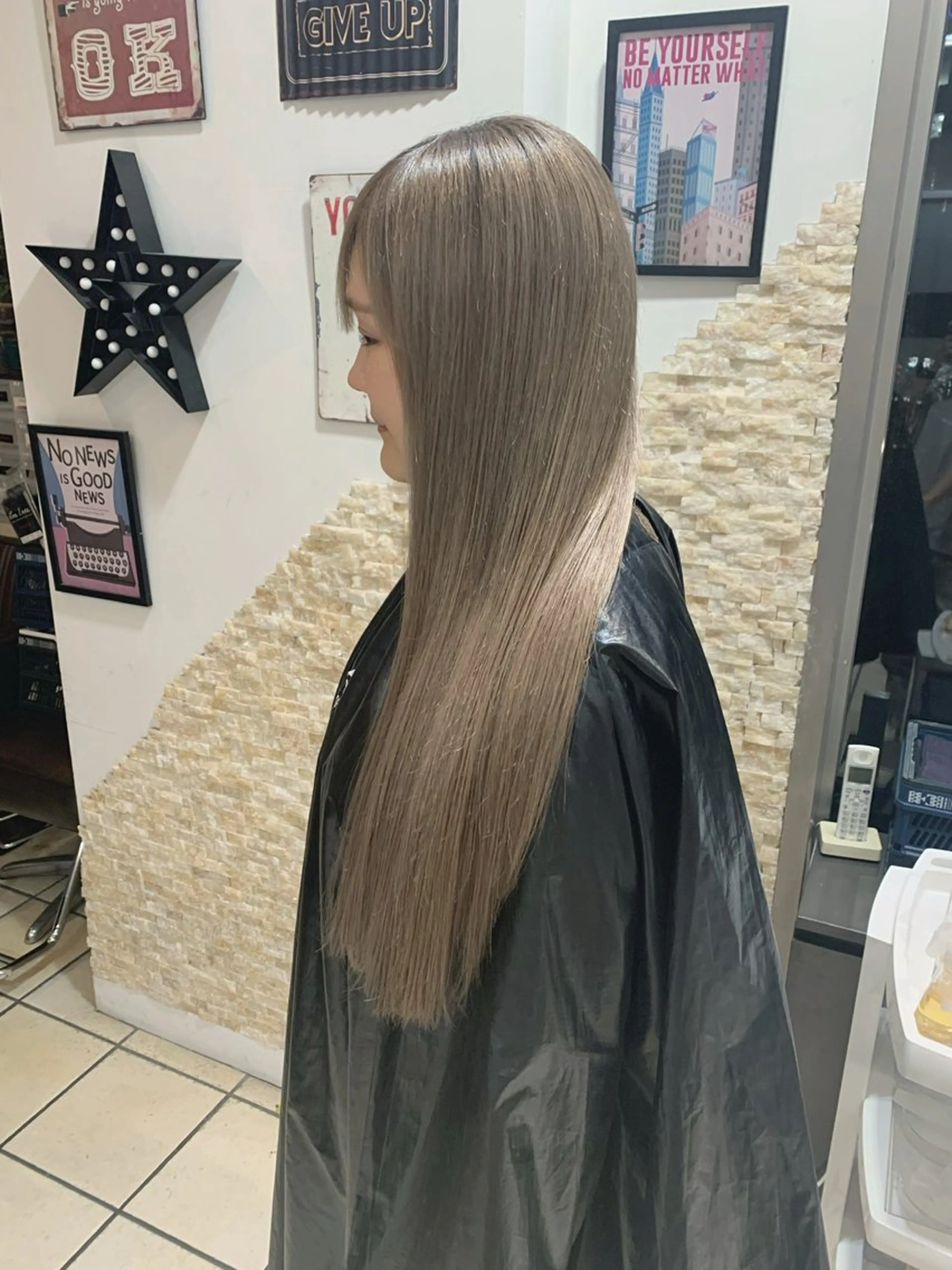 ロング カラー ベージュカラー ミルクティーベージュ ヘアカラー トリートメント 艶髪カラー✨似合わせ No.1🥇渡辺康貴のヘアスタイル