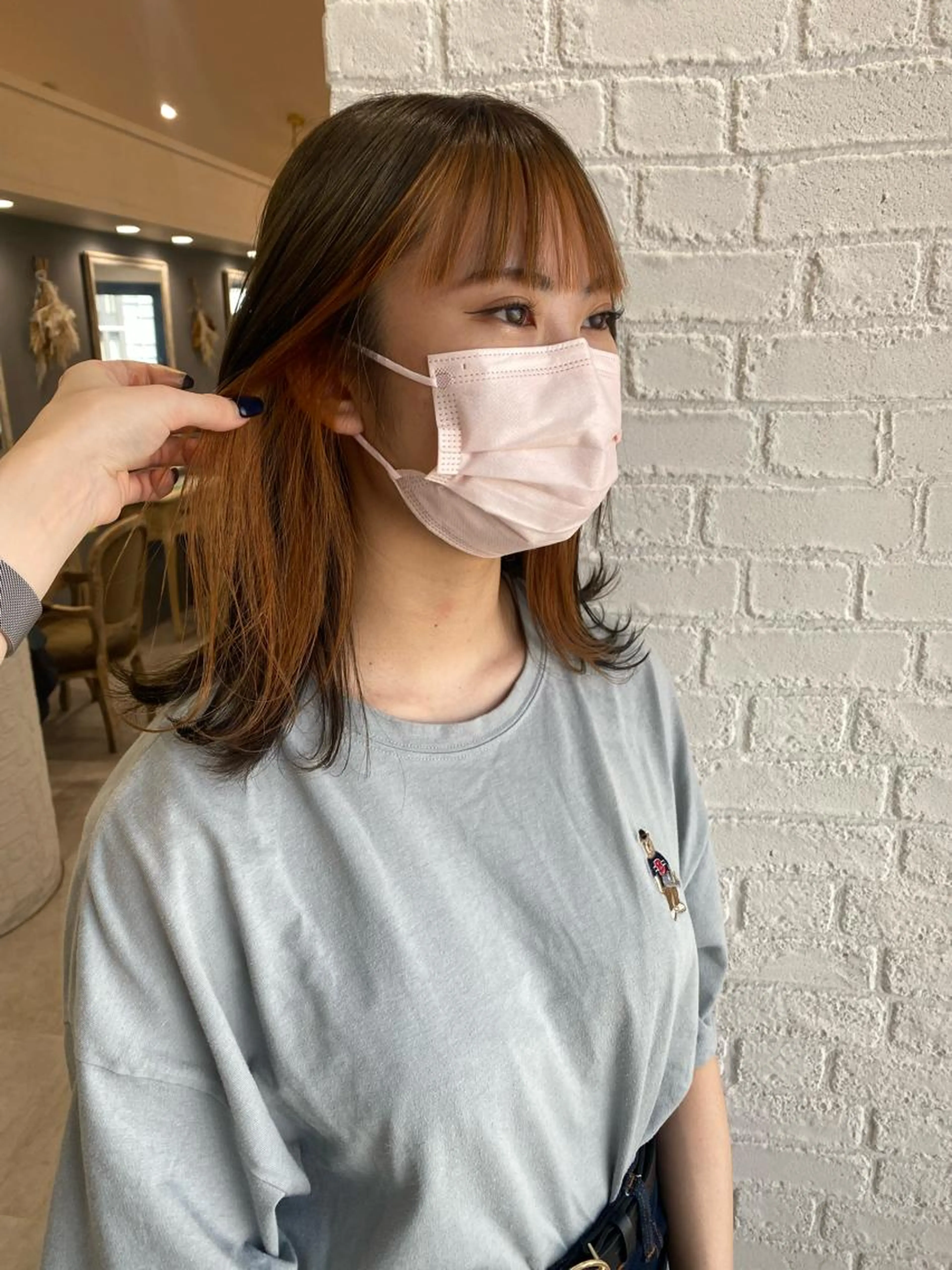 カット➕ケアブリーチ使用インナーカラー➕ベースカラーの写真