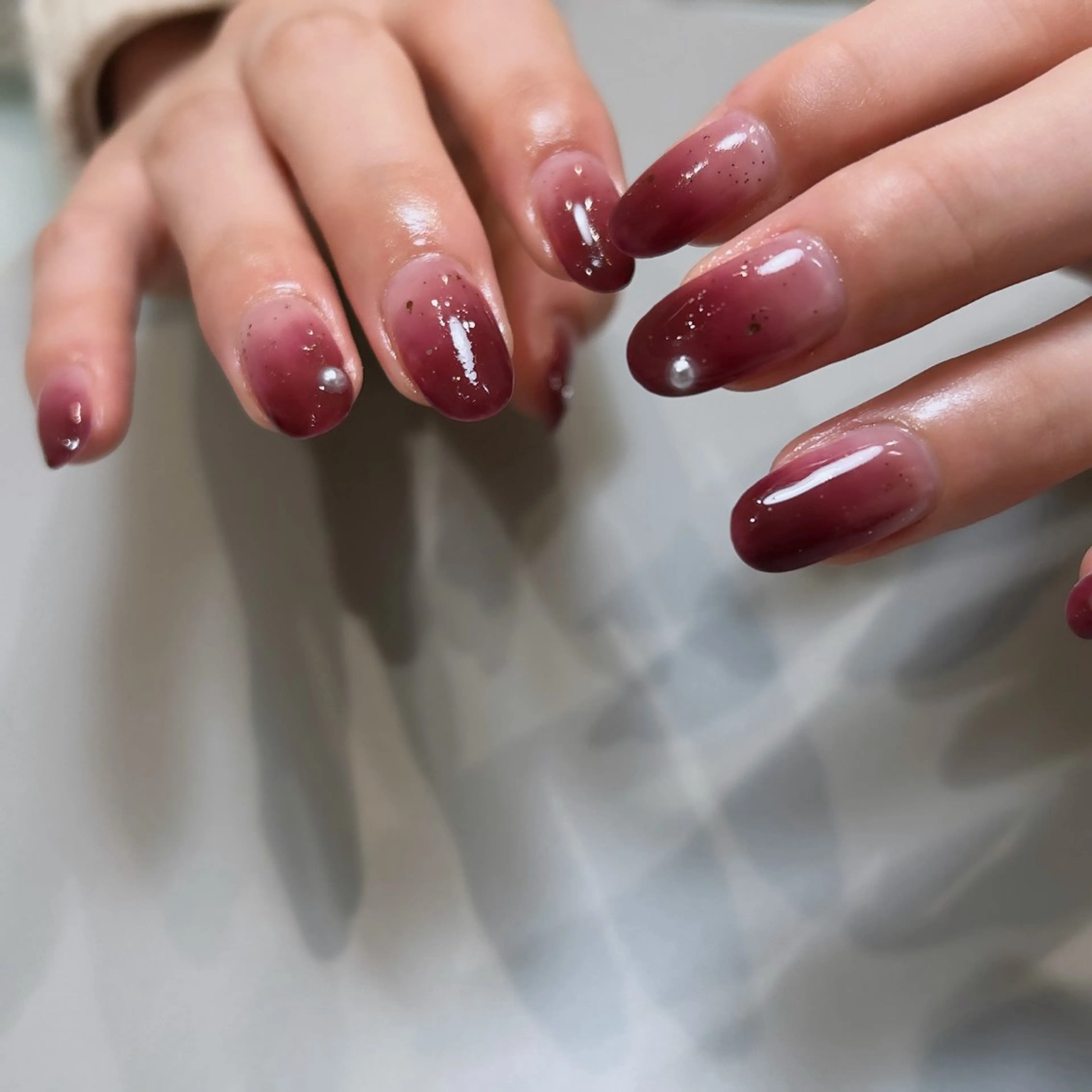 ネイル ハンドネイル NINEnami ニュアンスネイルのネイルデザイン