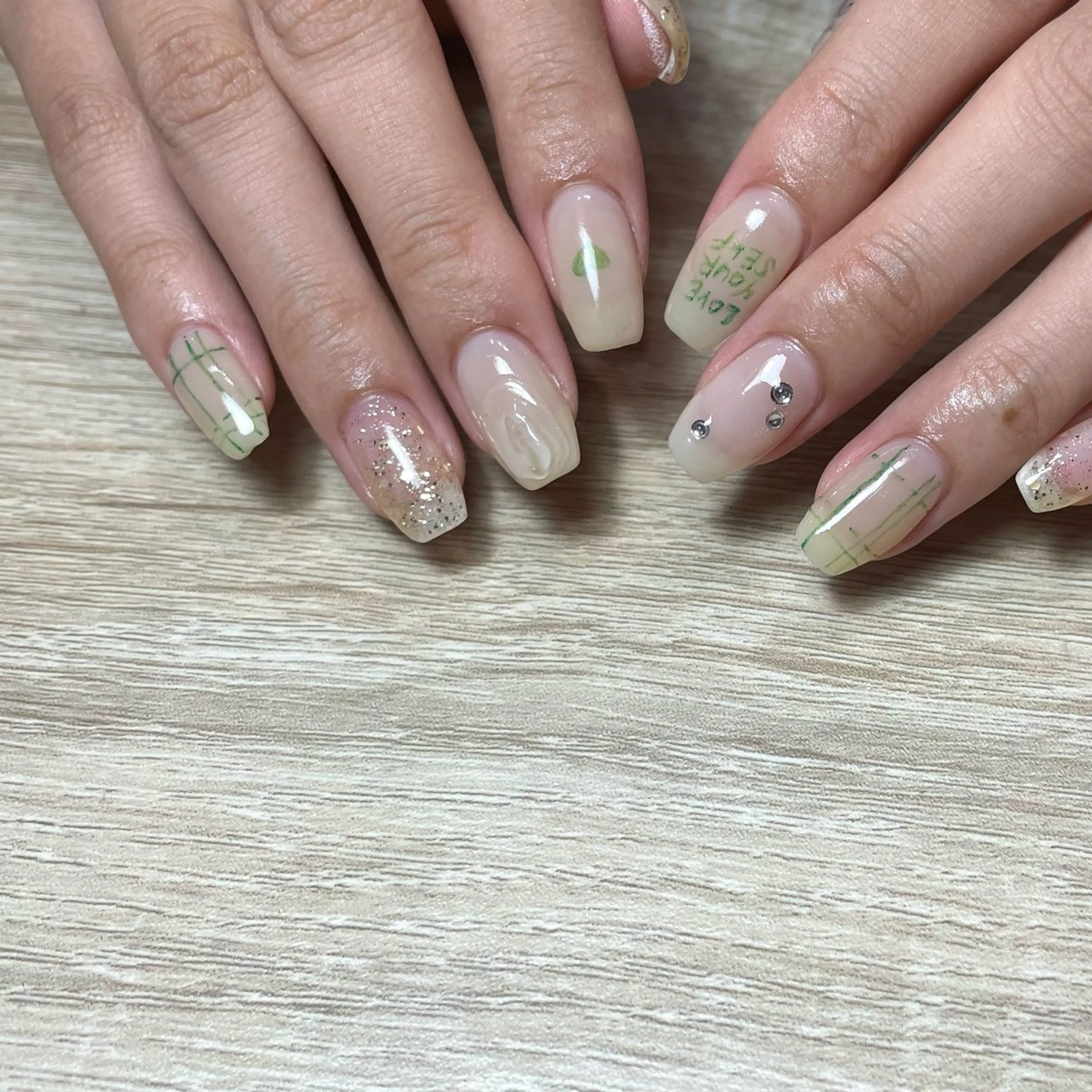 ネイル Cil 新大阪所属・Cil nail Chikanaのネイルデザイン