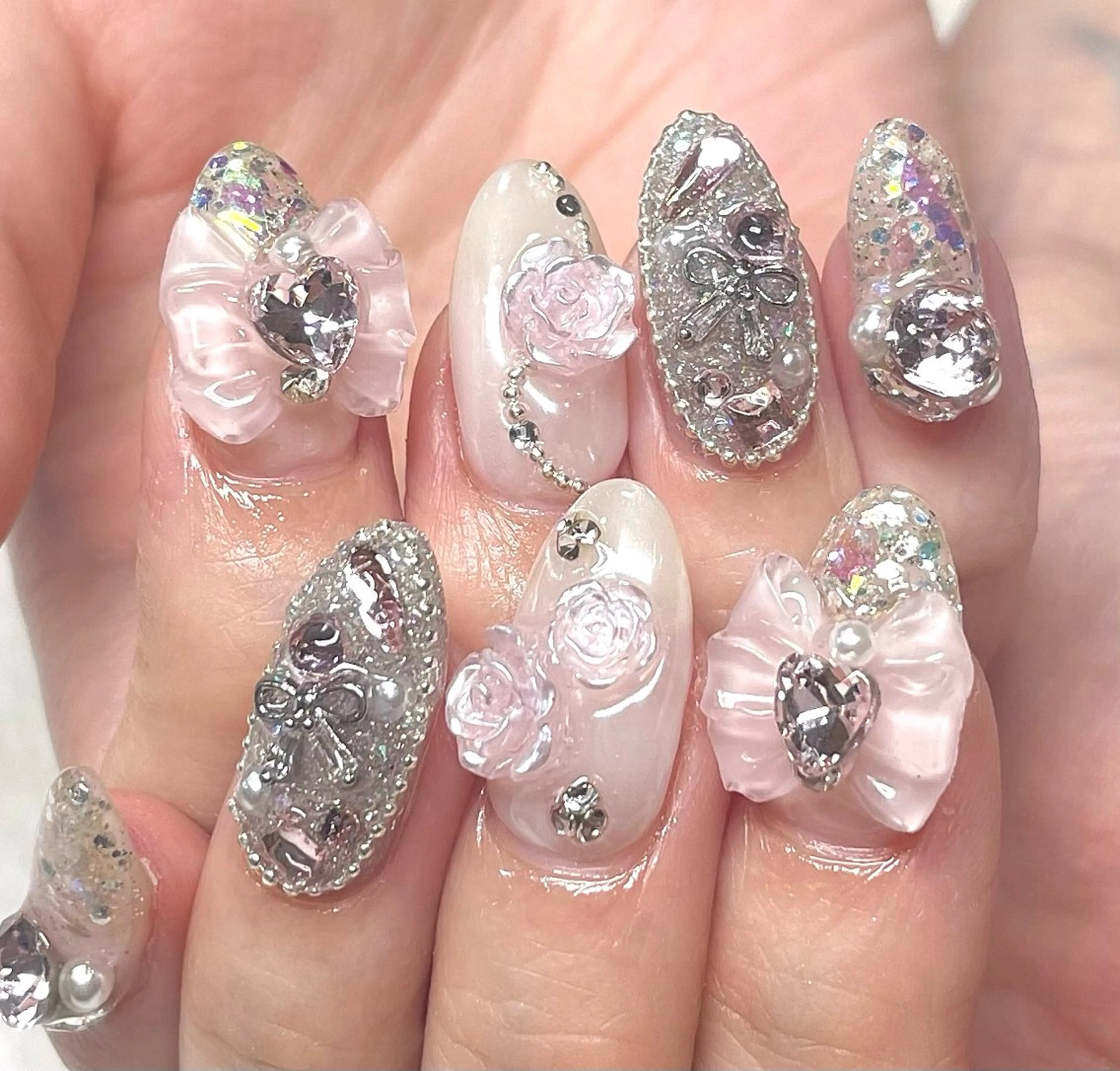 ネイル ChouChou NAIL SALON所属・サキ ChouChouのネイルデザイン