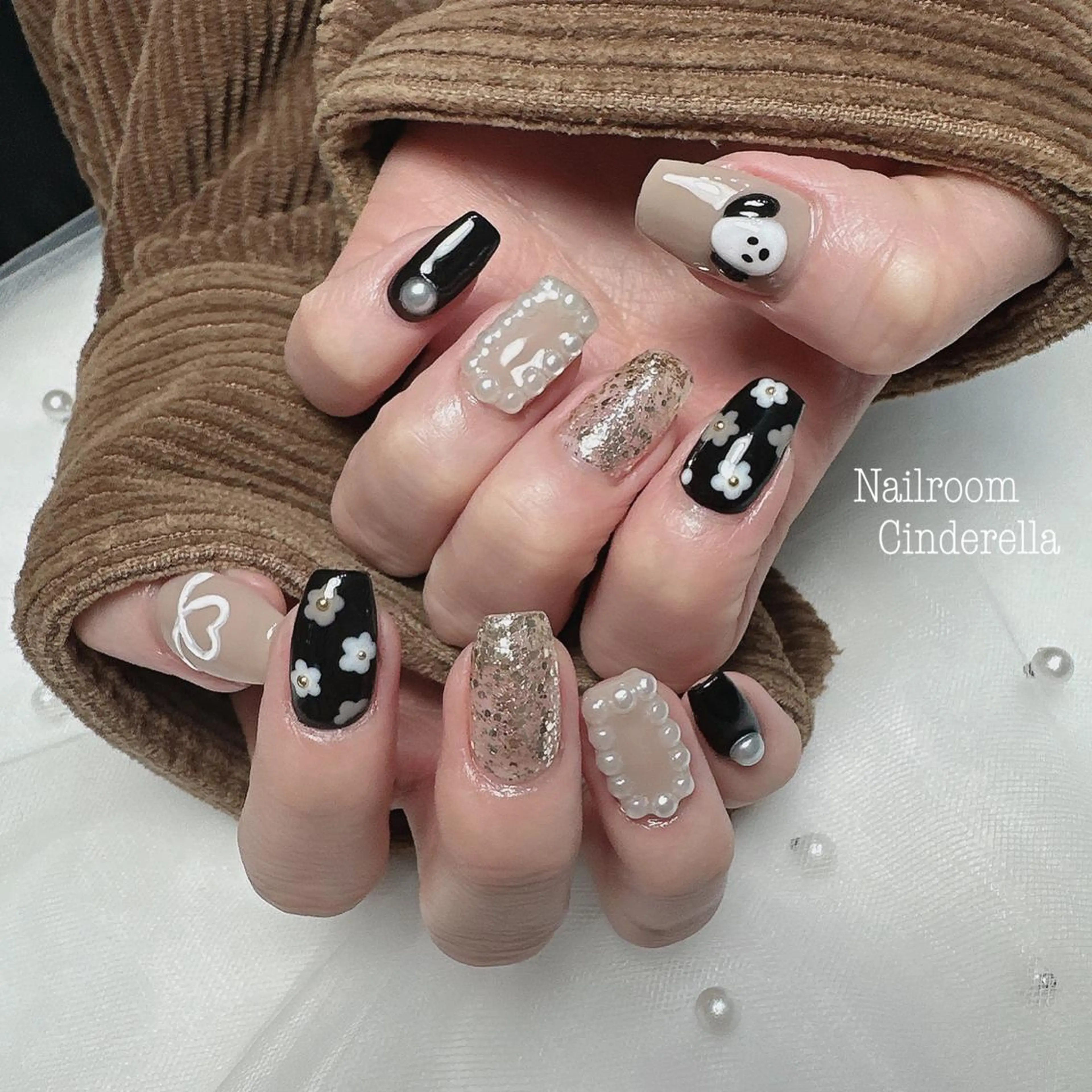 ネイル Nailroom. Cinderellaのネイルデザイン