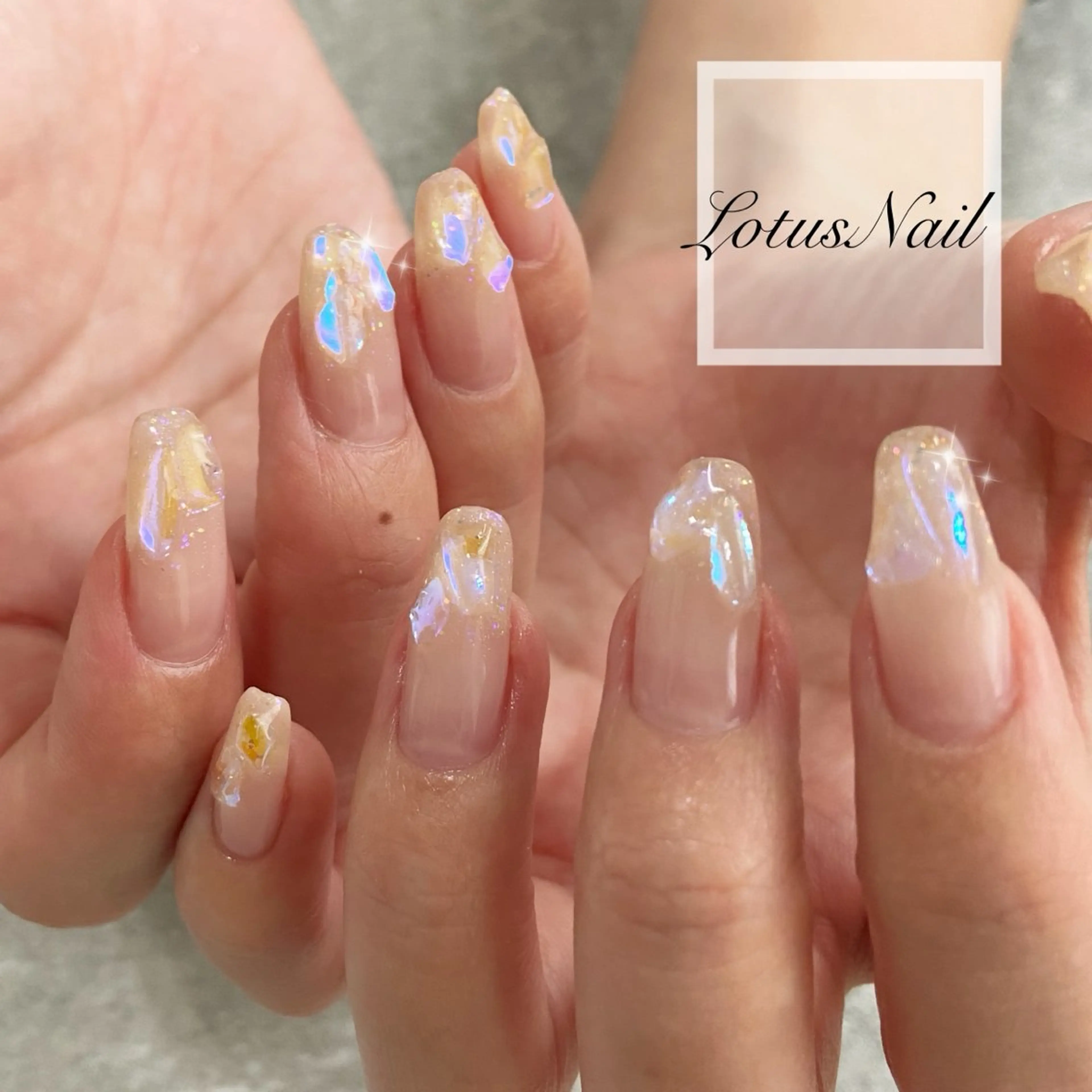 ネイル 氷ネイル・うるうるネイル 冬ネイル クリスマス ハンドネイル Lotus Nailのネイルデザイン