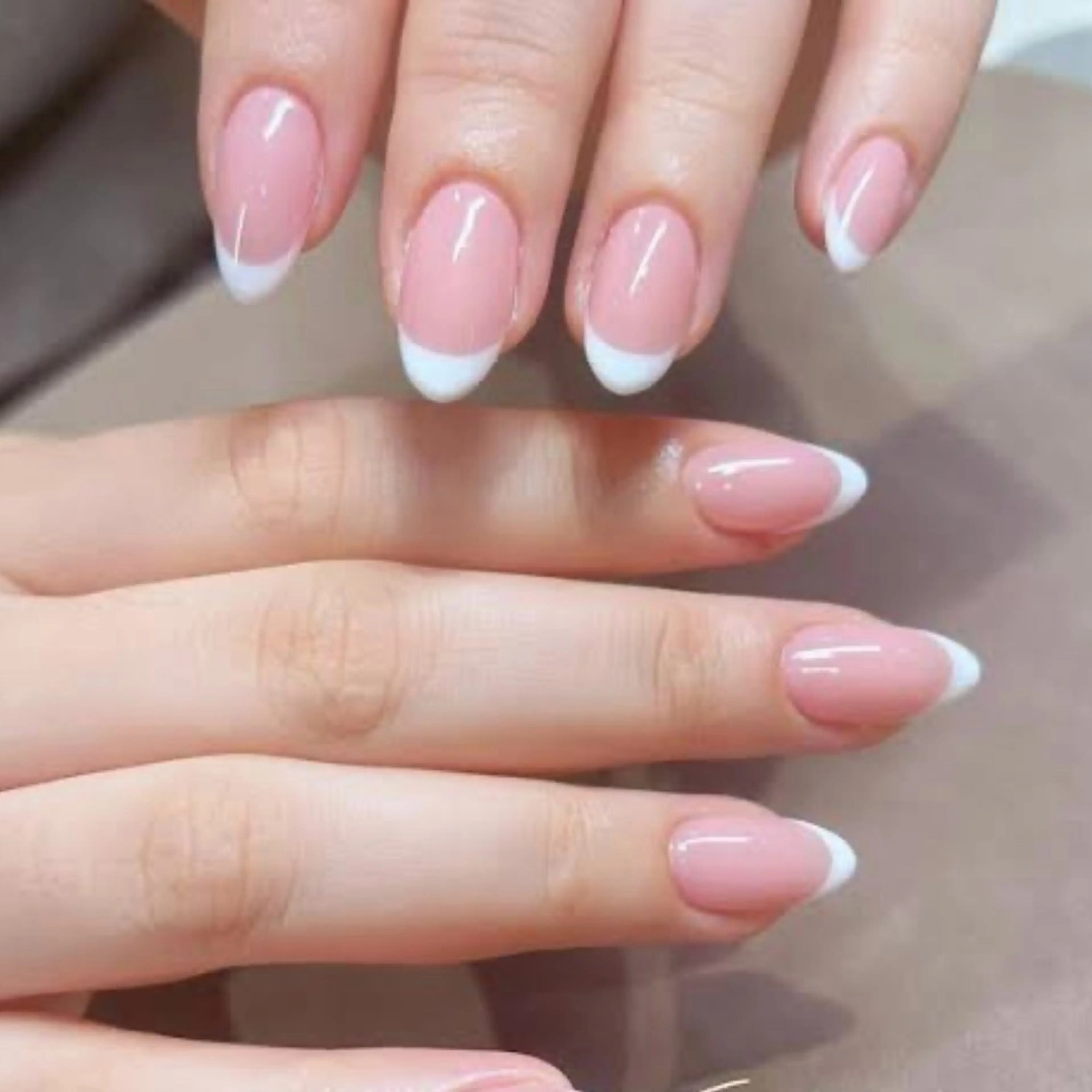 🤍【オフあり/なし】バーチャルフレンチ(ベースカラーありのフレンチ)💅✨※自爪の長さが揃っている方の写真