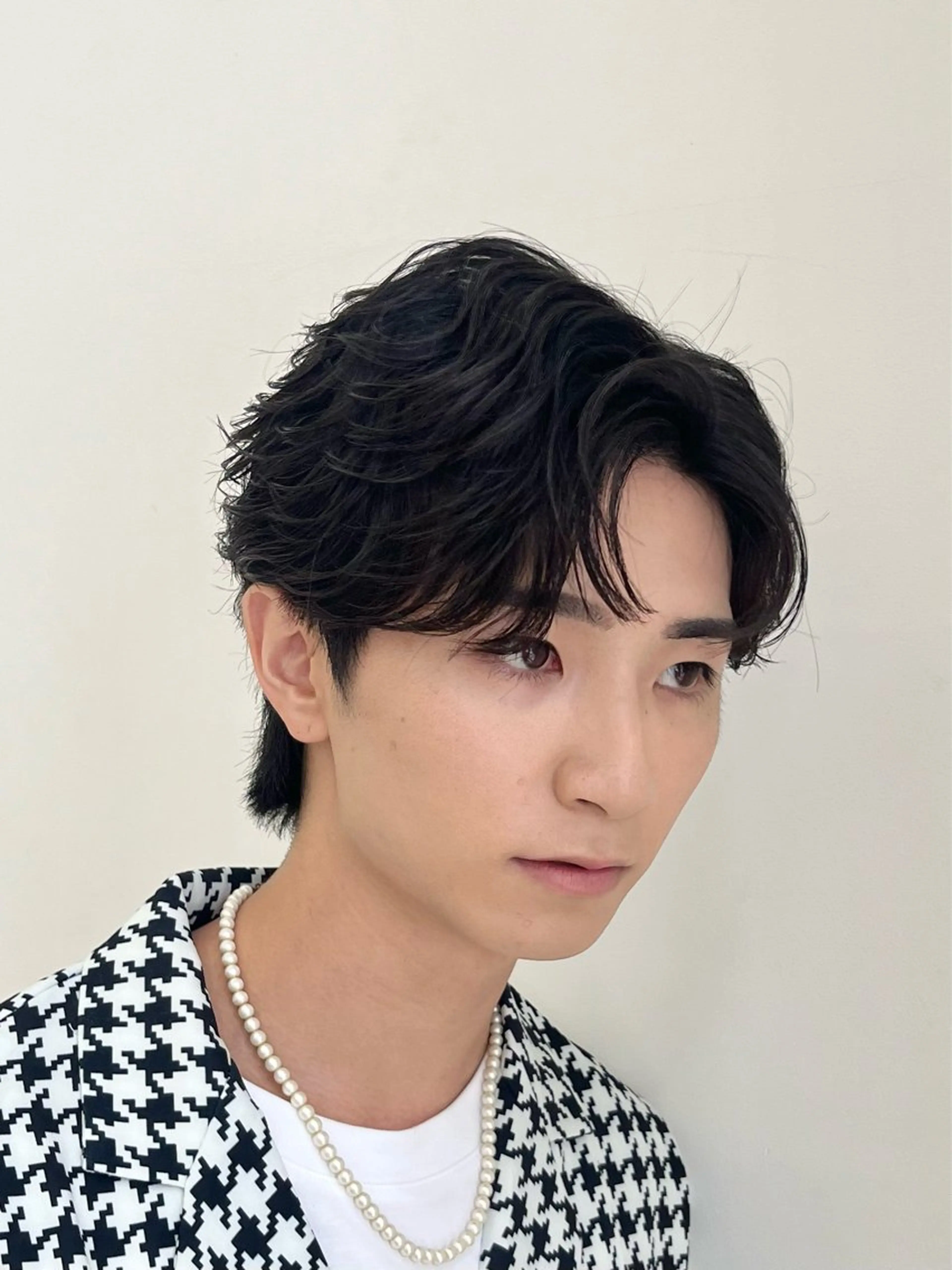 ショート パーマ メンズ フェザーパーマ メンズパーマ カット パーマ 毛流れヘアの達人 店長　須田龍世のヘアスタイル