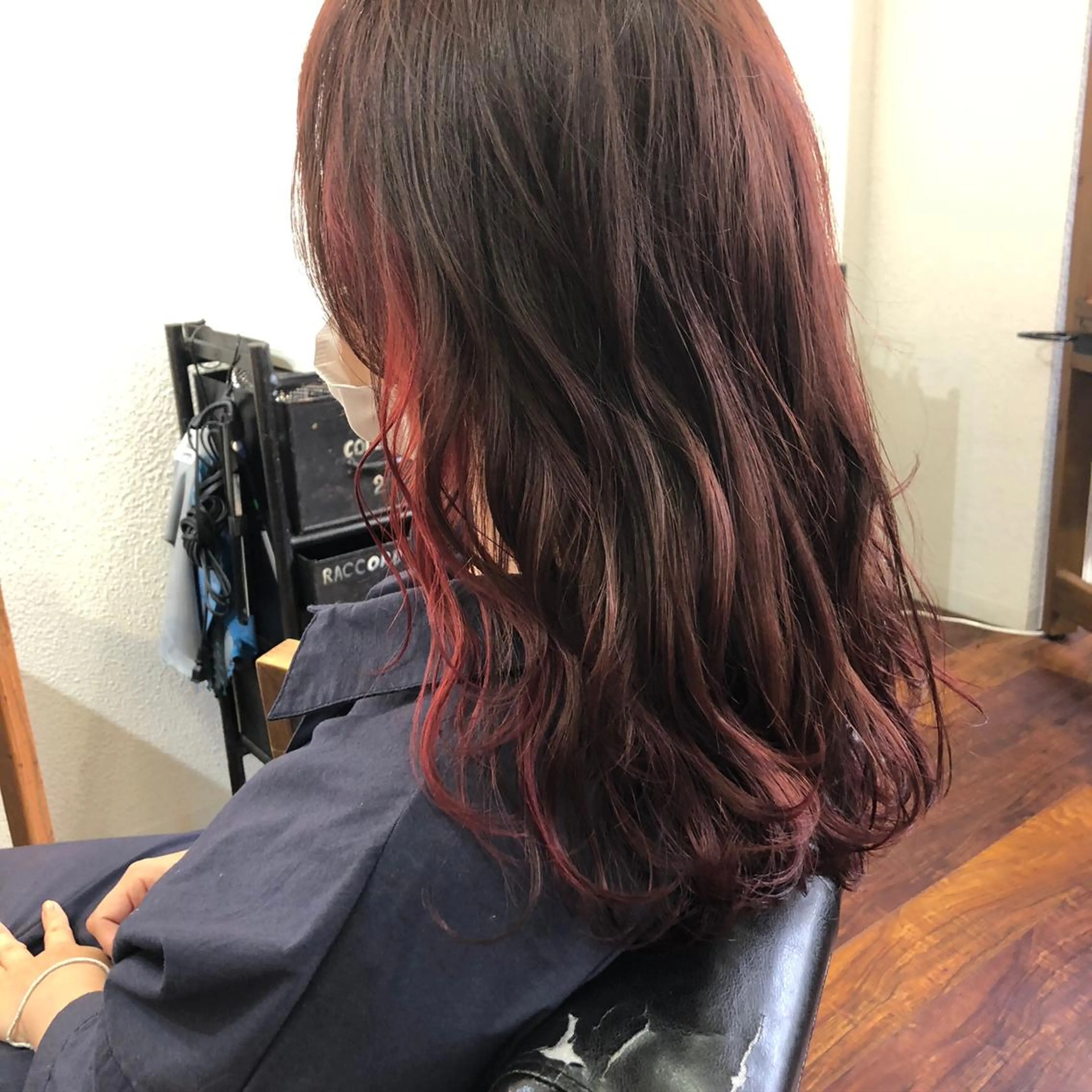 セミロング カラー 黒髪 カシス 透明感カラー インナーカラー 小顔カット 江上拓郎/ショート /酸性ストレートのヘアスタイル