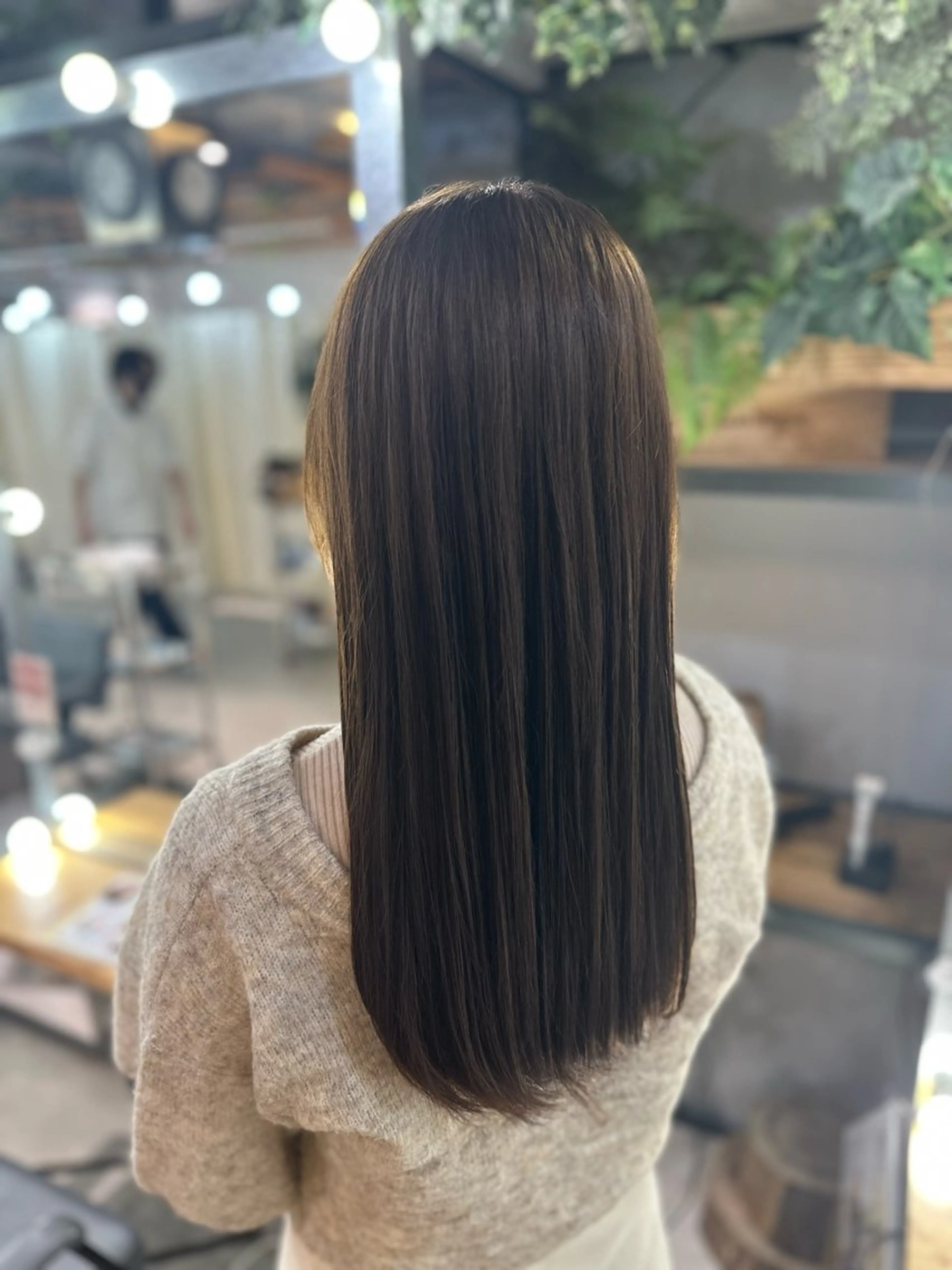 ロング カラー ブリーチ ブラウンカラー ダブルカラー ブリーチなしカラー オリーブブラウン 溜 一太のヘアスタイル