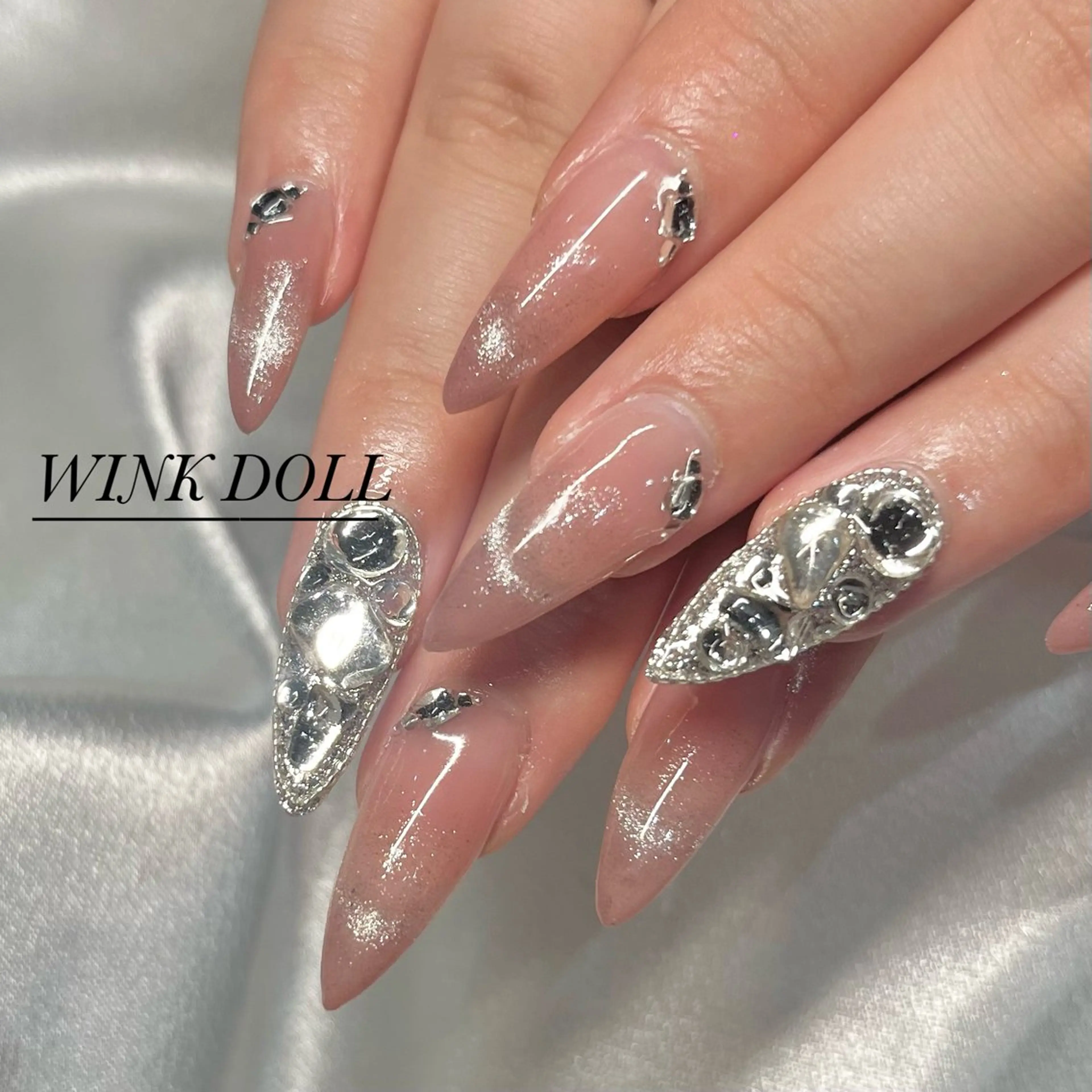 ネイル WINK DOLL 🌹MARIのネイルデザイン