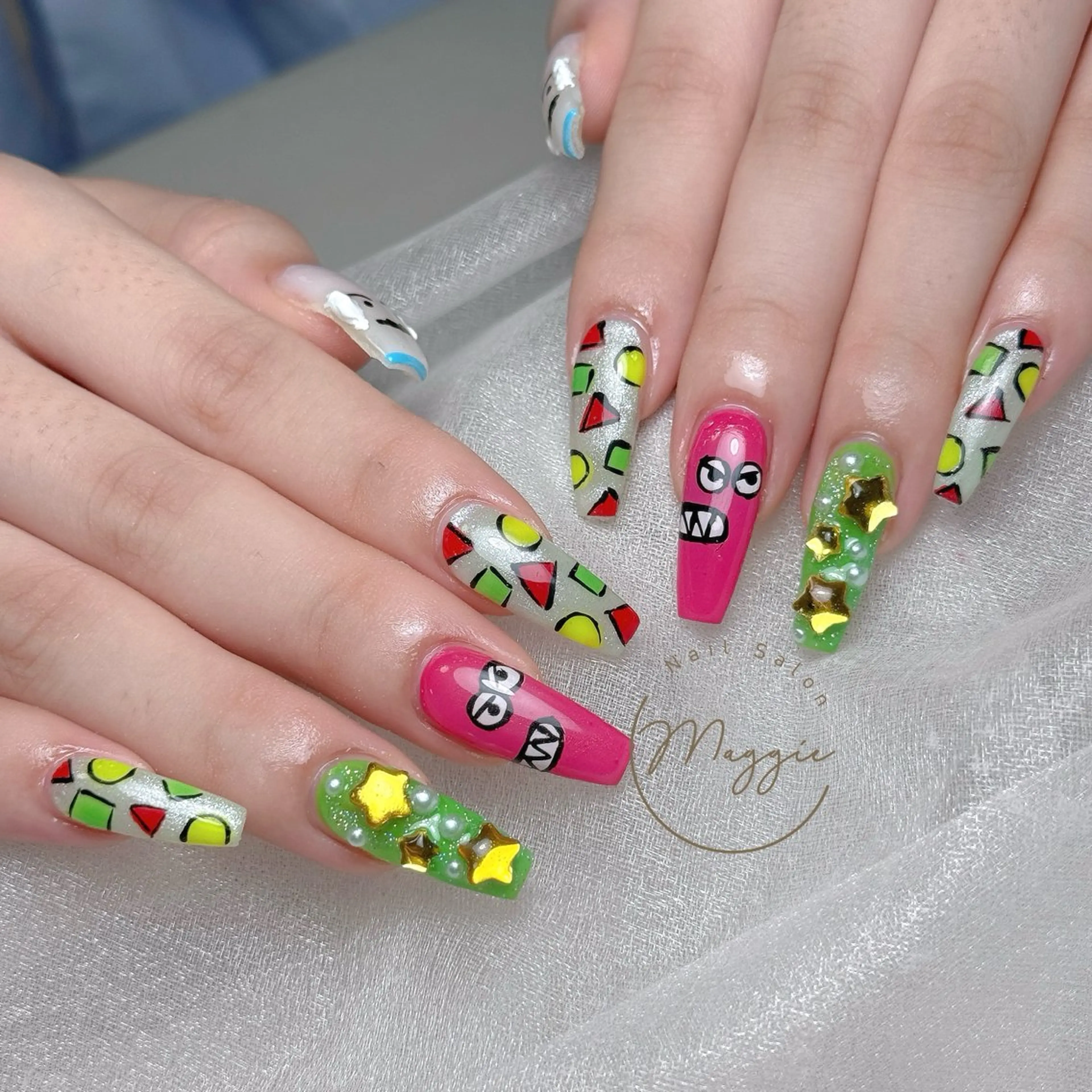 ネイル ハンドネイル Maggie Nail🦩のネイルデザイン