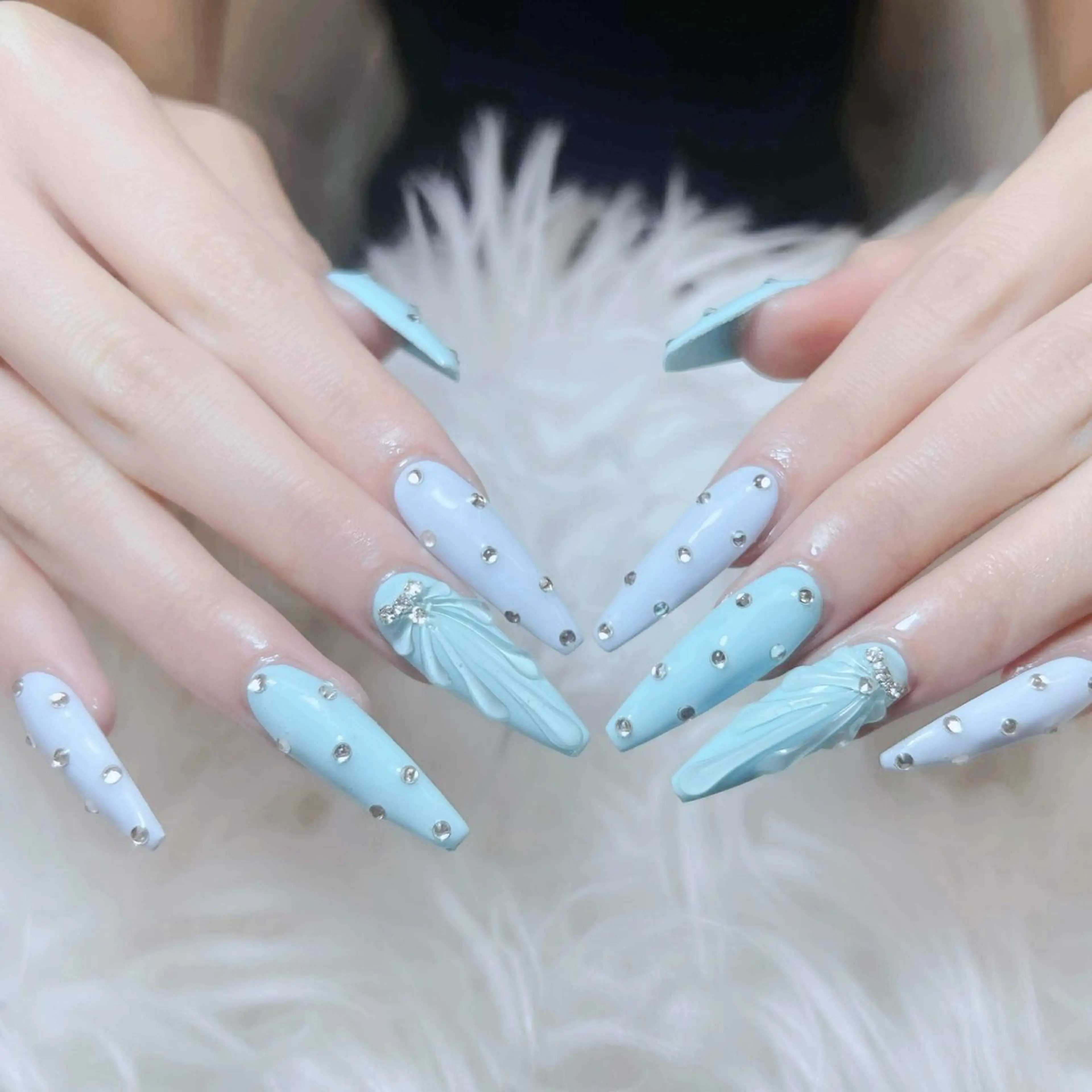 ネイル チークネイル 長さ出し フットネイル マグネットネイル 持ち込み ハンドネイル ANH NAIL ゴテゴテ専門店💎のネイルデザイン