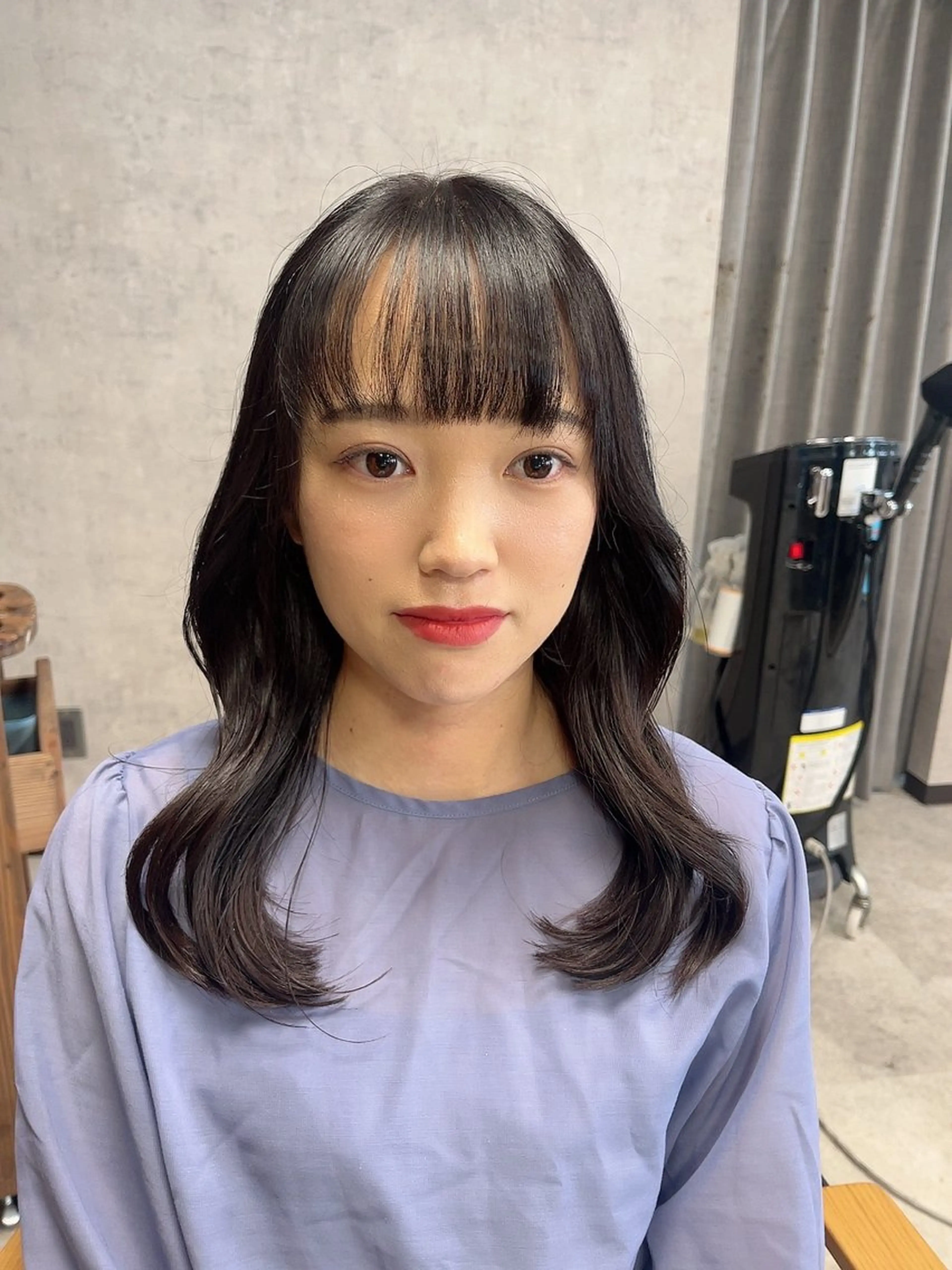 セミロング カット ヘアカラー KAEDE🎀 ジャニオタ美容師のヘアスタイル