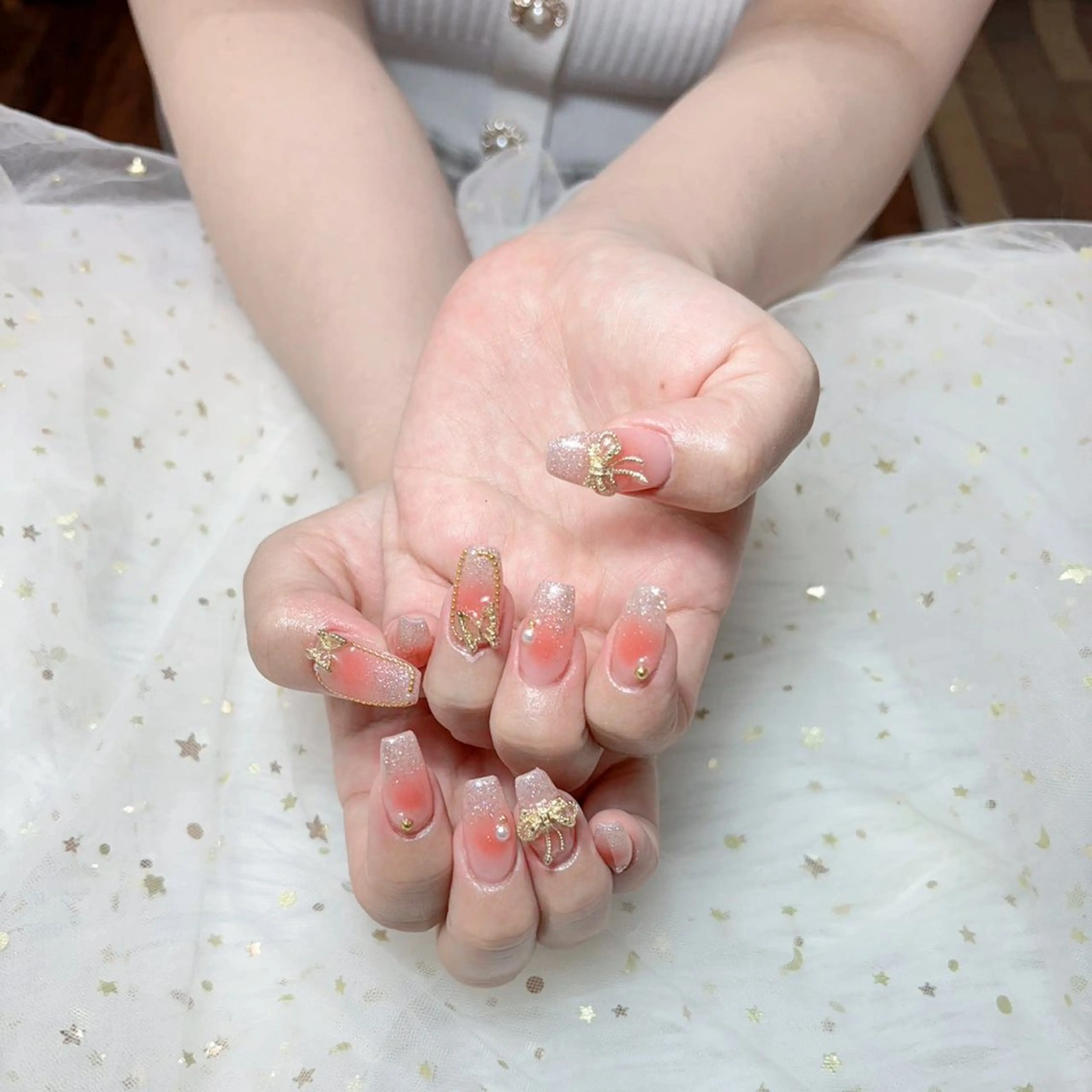 ネイル オーロラネイル 成人式 フレンチネイル ハート 韓国ネイル ハンドネイル Melody Nail所属・Melody  3D/スカルプ専門店のネイルデザイン