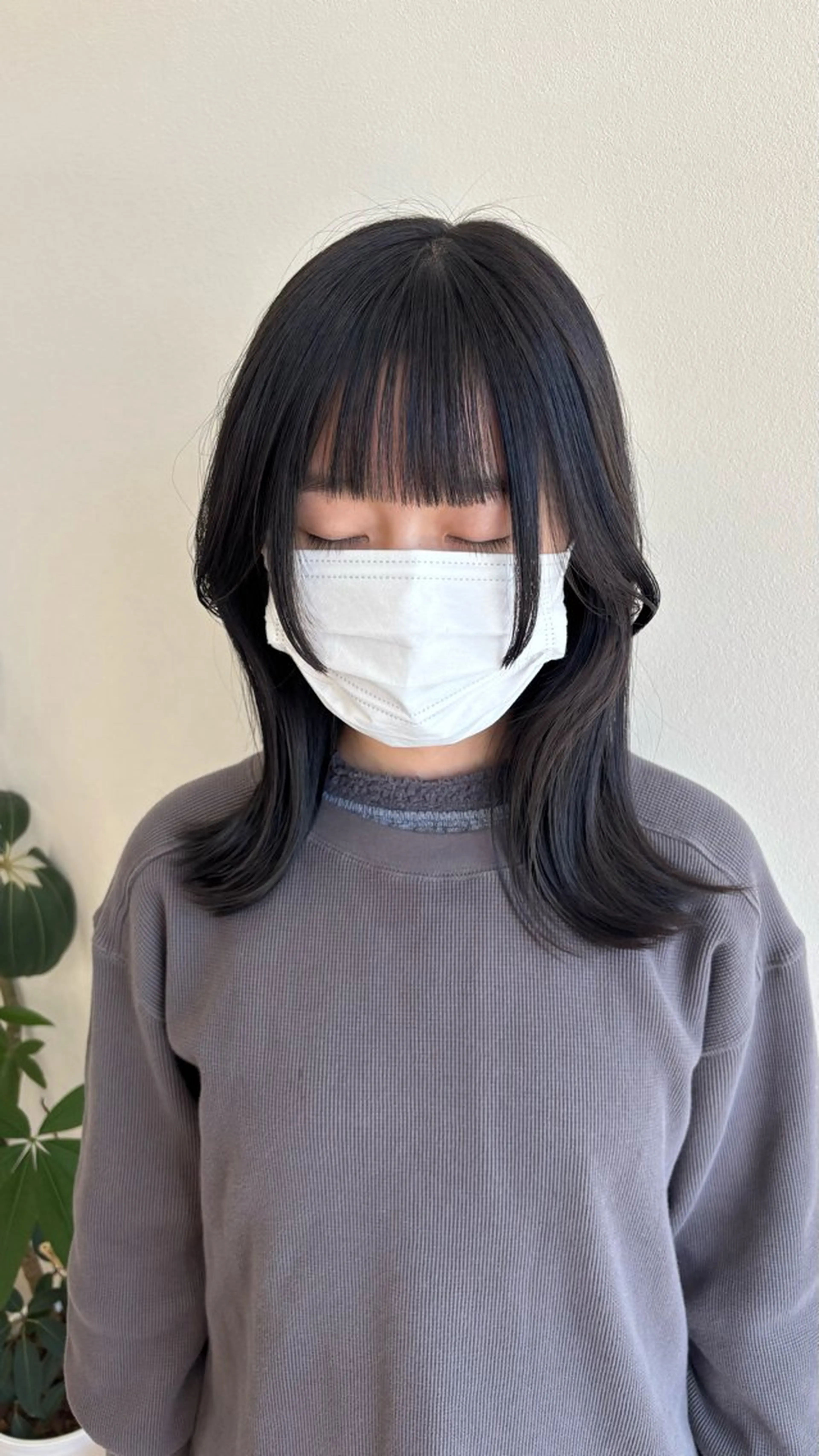 ミディアム カット 能勢 莉里花のヘアスタイル