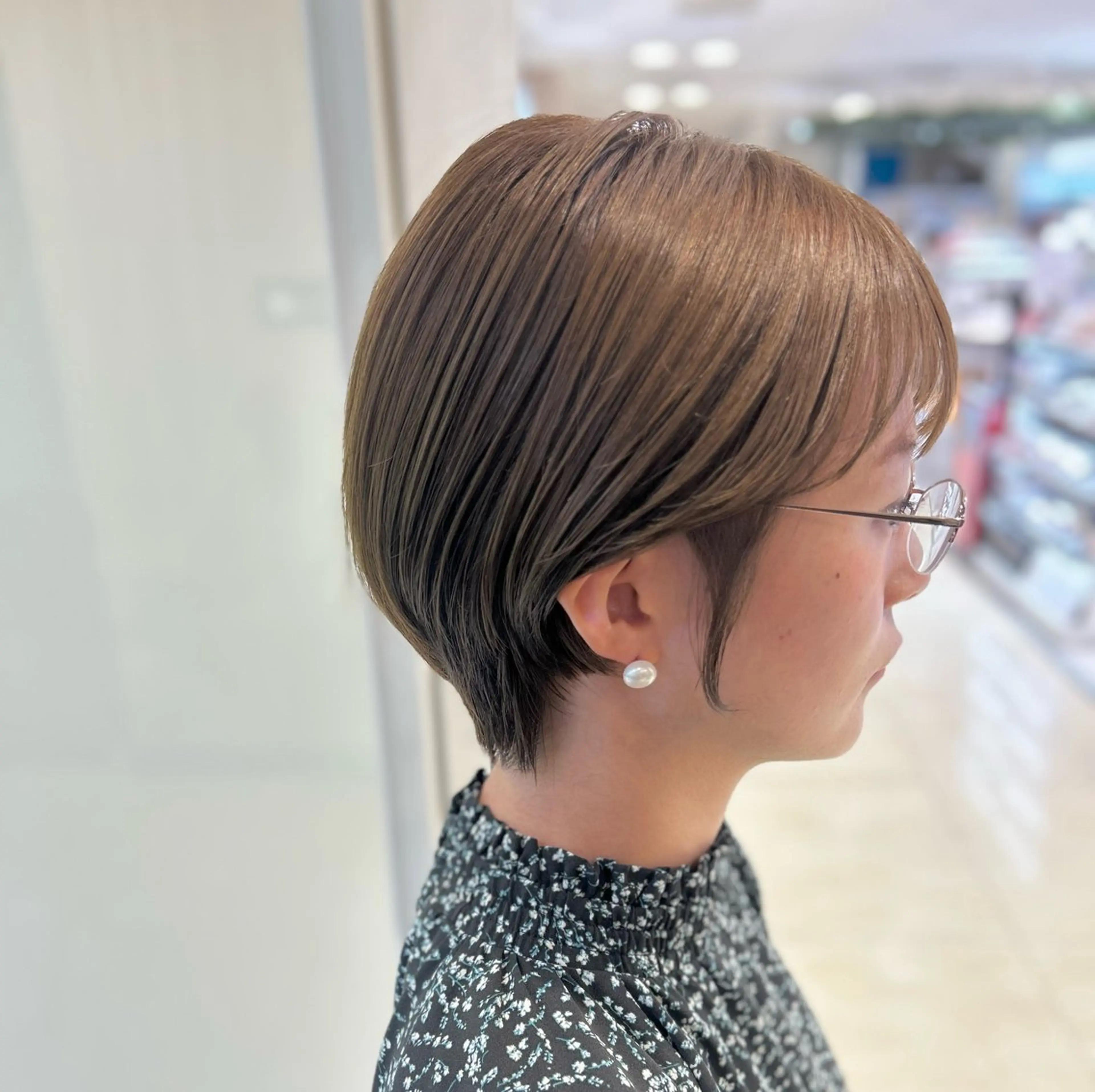 ショート カラー カット ヘアカラー トリートメント 艶質改善/縮毛矯正 ササキナツミのヘアスタイル