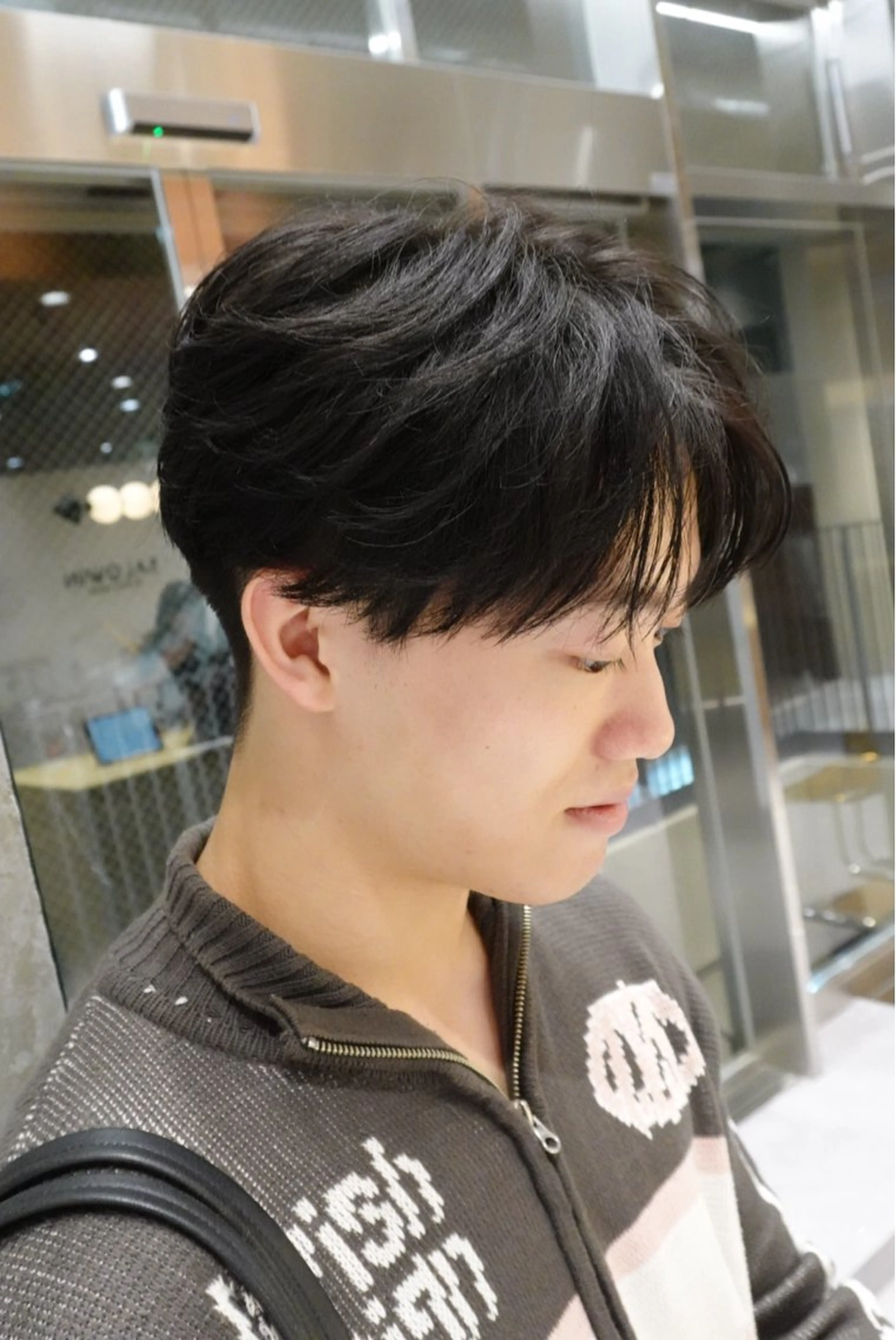 メンズ センターパート 渋谷メンズ特化 佐橋世奈のヘアスタイル