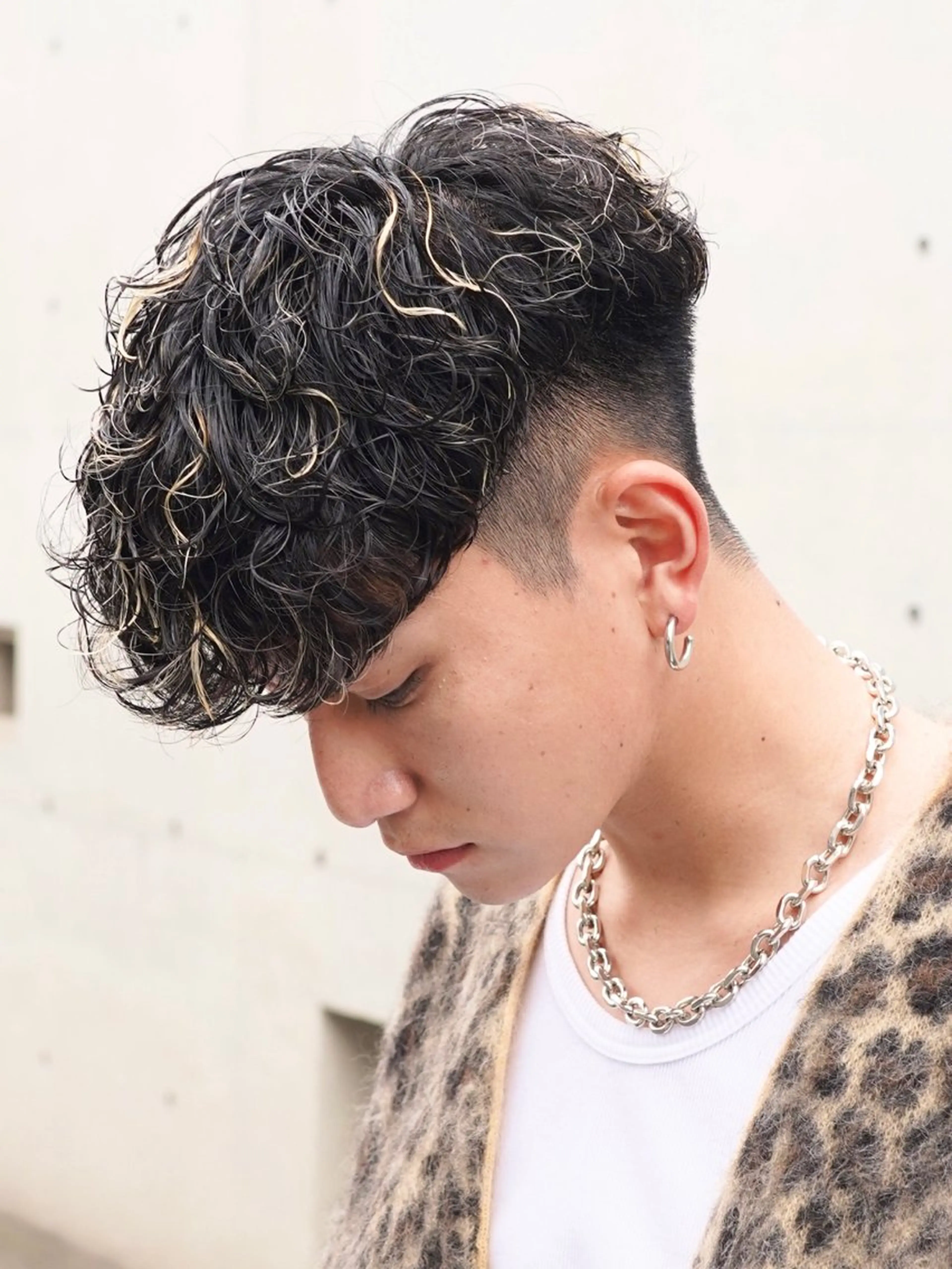 パーマ メンズ カット パーマ fifth 安次富　泰雅のヘアスタイル