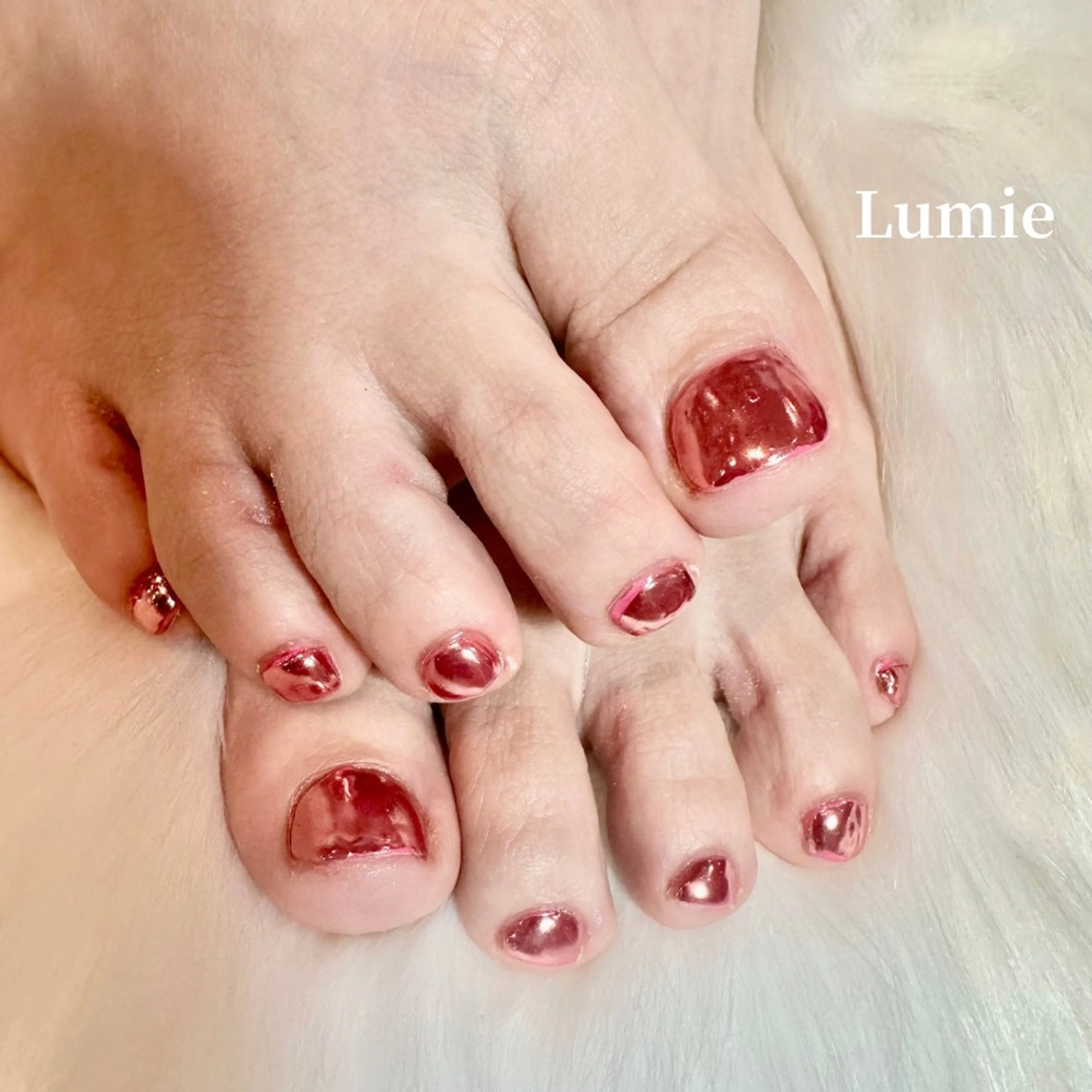 ネイル フットネイル ミラーネイル Lumie〜 ネイルと癒しの空間〜のネイルデザイン