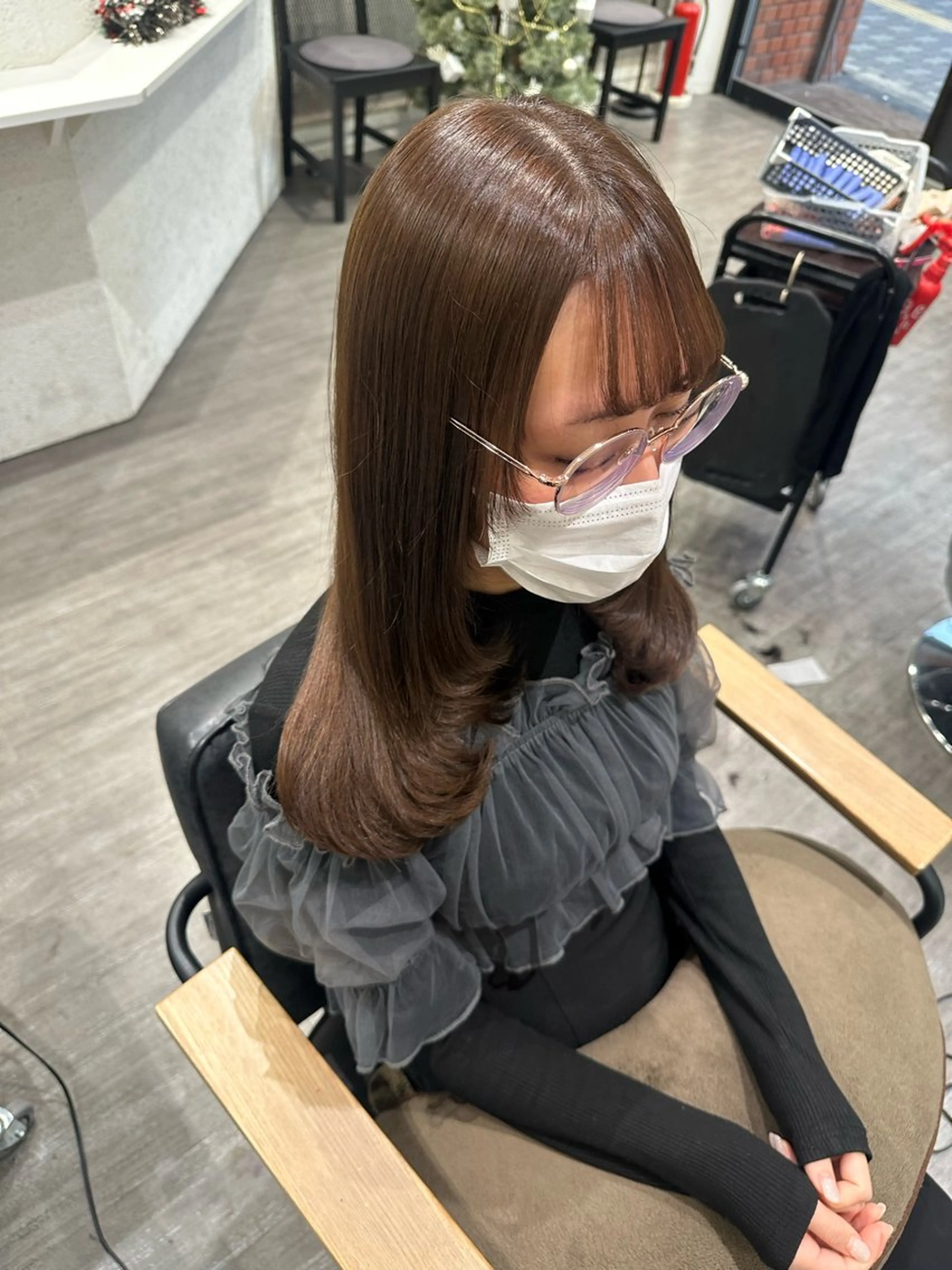 ミディアム カラー 顔まわりレイヤー レイヤーカット カット ヘアカラー トリートメント 艶髪レイヤー上田 紗也🇰🇷💗のヘアスタイル