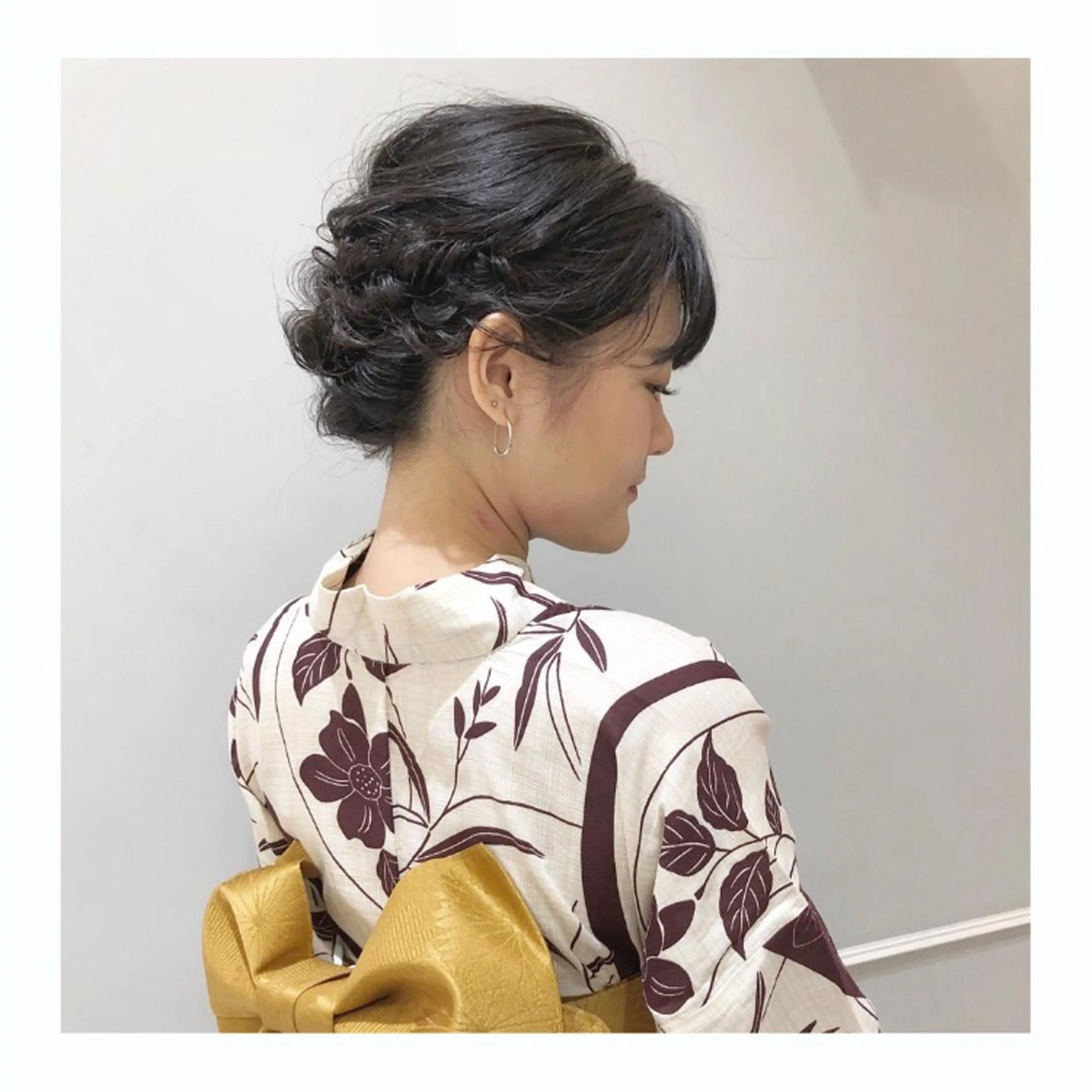 ミディアム ヘアアレンジ 浴衣 韓国ヘア🇰🇷 トヨキトキコのヘアスタイル