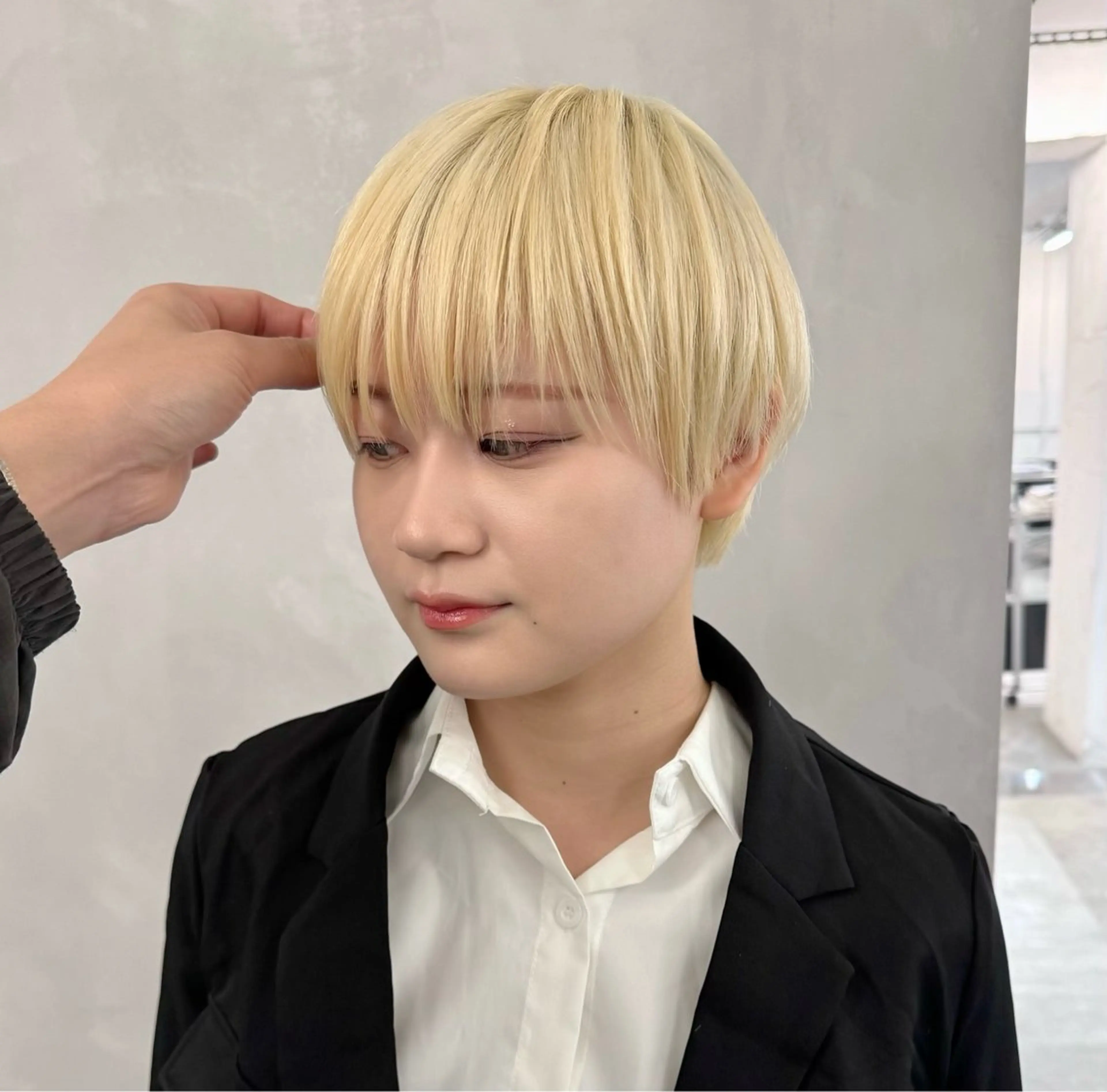 ショート 丸みショート ショートヘア カット foto所属・𝐁𝐋𝐔𝐄𝐓 /代表 / 荒井史行のヘアスタイル