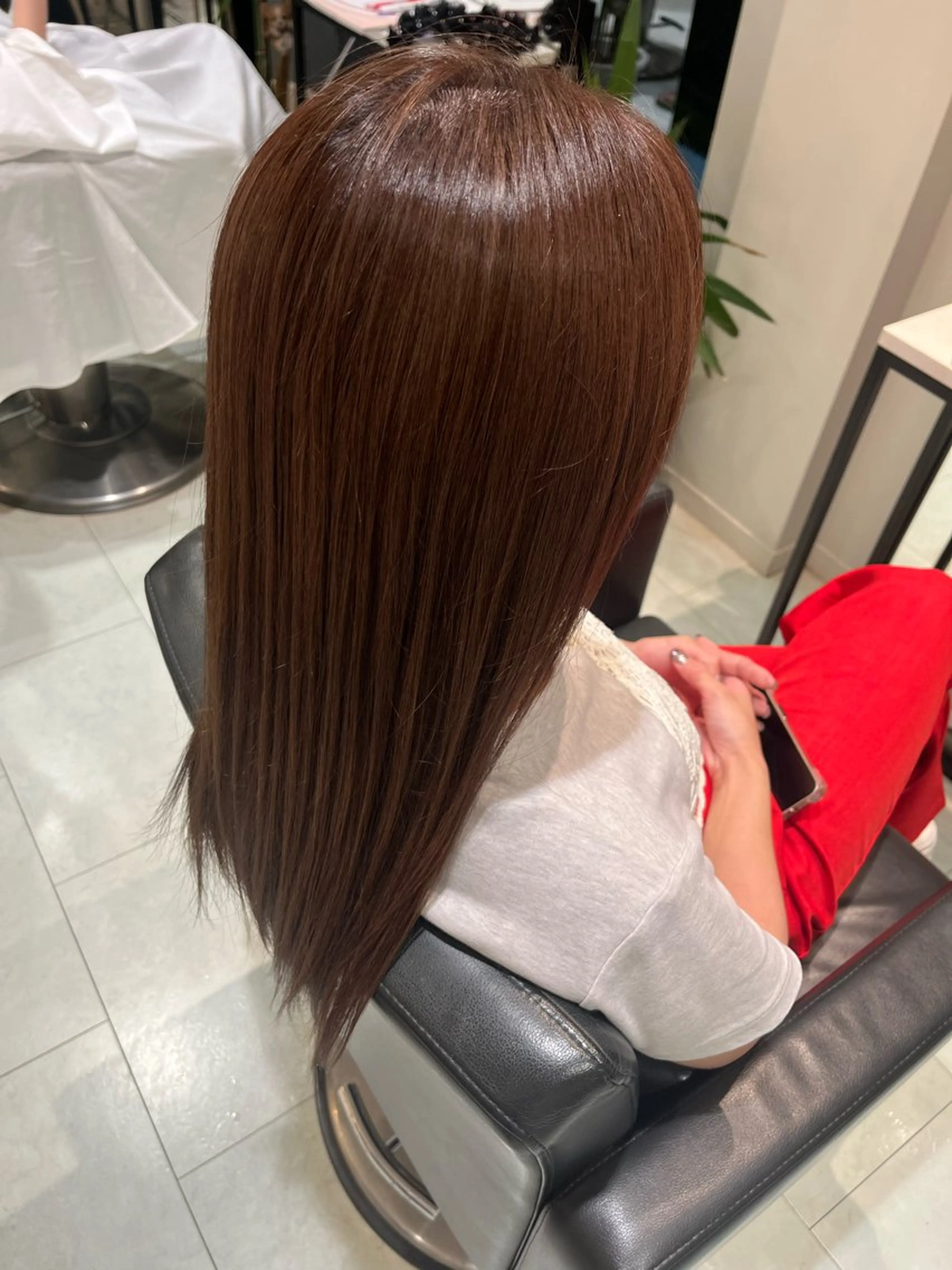 カラー ベージュカラー ヘーゼル SUR   DEUX所属・渡辺 香心のヘアスタイル