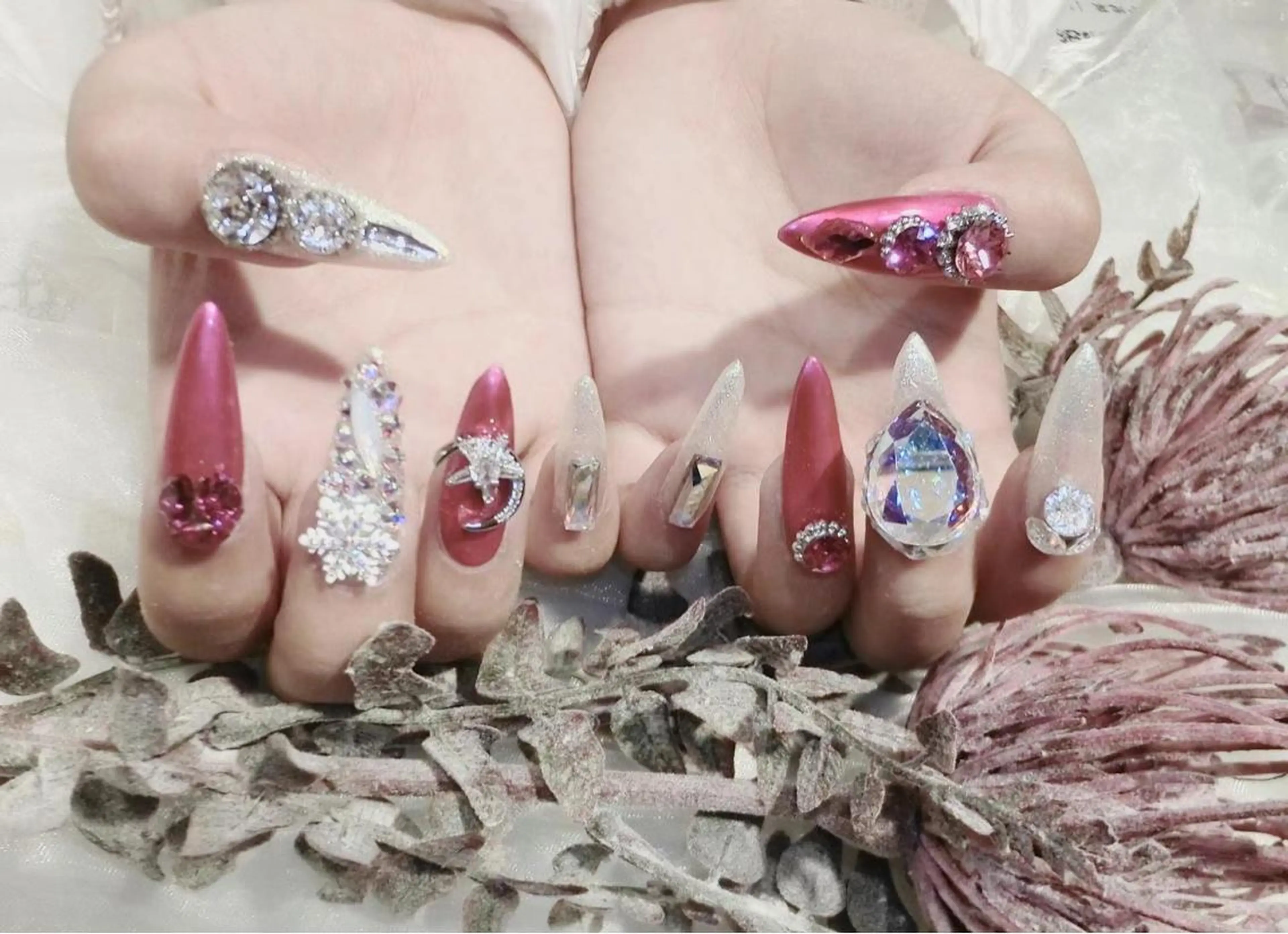 ネイル オーロラネイル ラメ(グリッター) ミラーネイル シルバー Babarla Nailのネイルデザイン