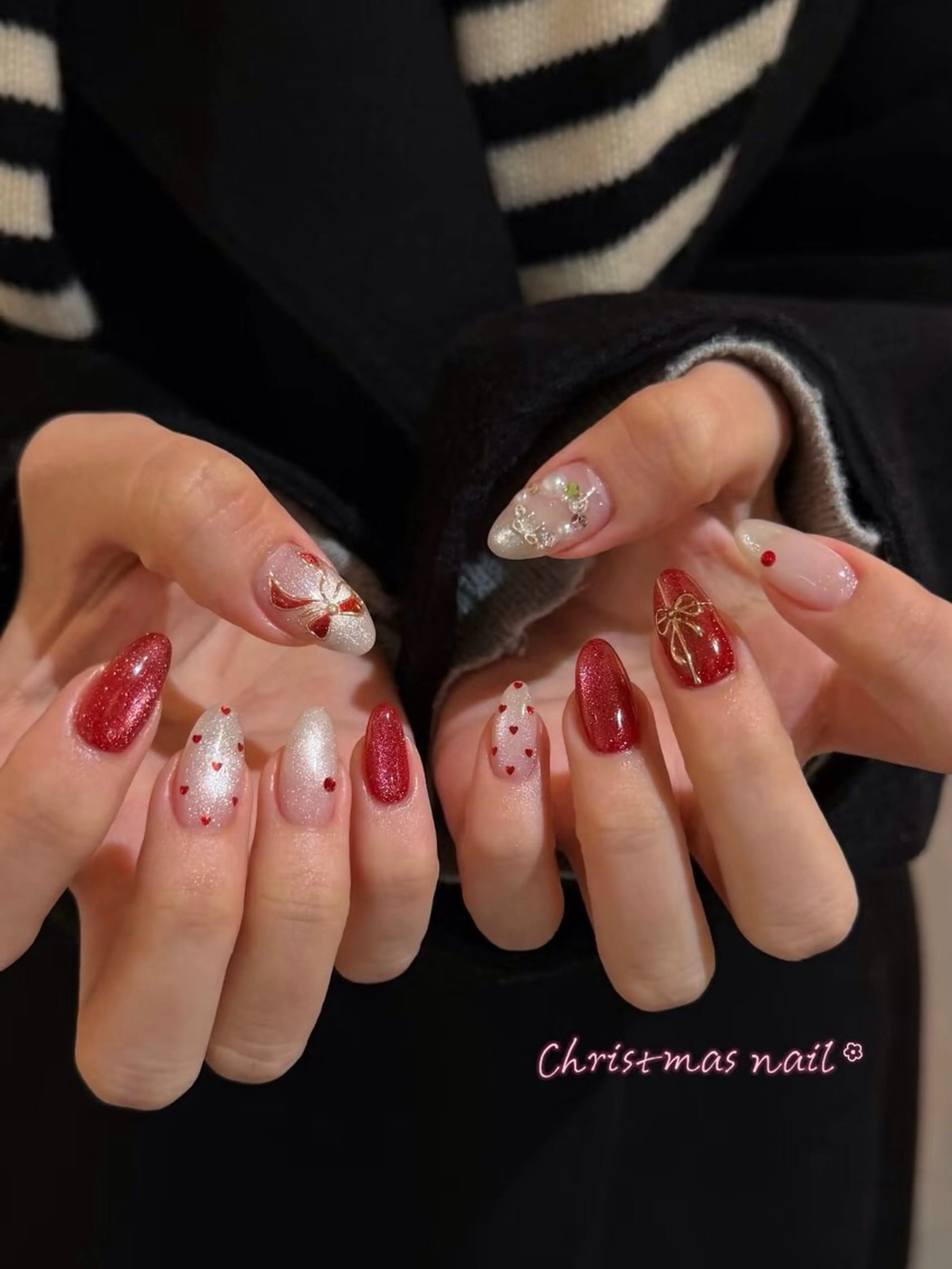 ネイル チークネイル キラキラネイル 韓国ネイル マグネットネイル ニュアンスネイル ハンドネイル H&B せつかのネイルデザイン