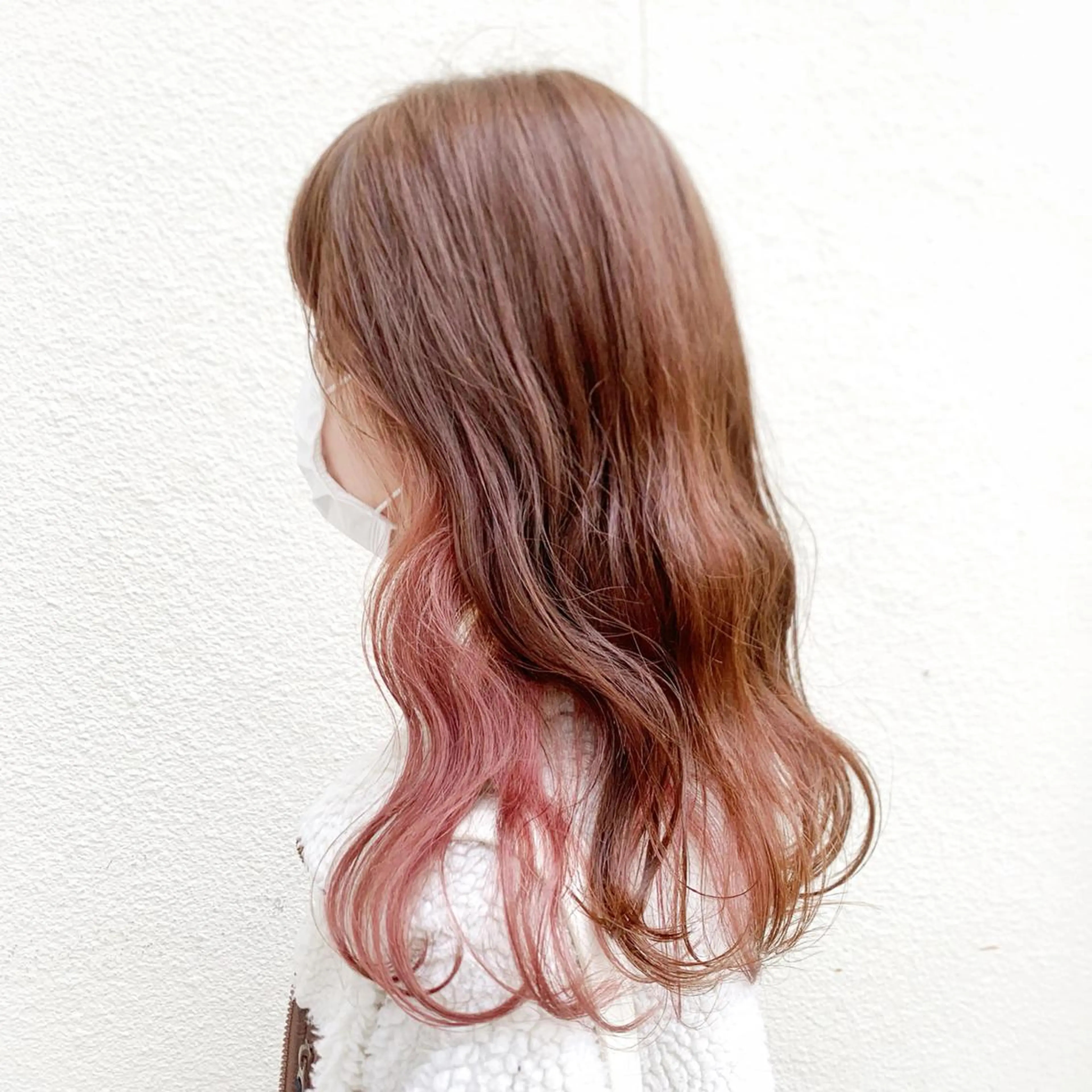 ロング カラー ヘアアレンジ ブリーチ ヘアカラー ピンクカラー🩷 ヘアセットＮＯ.1のヘアスタイル