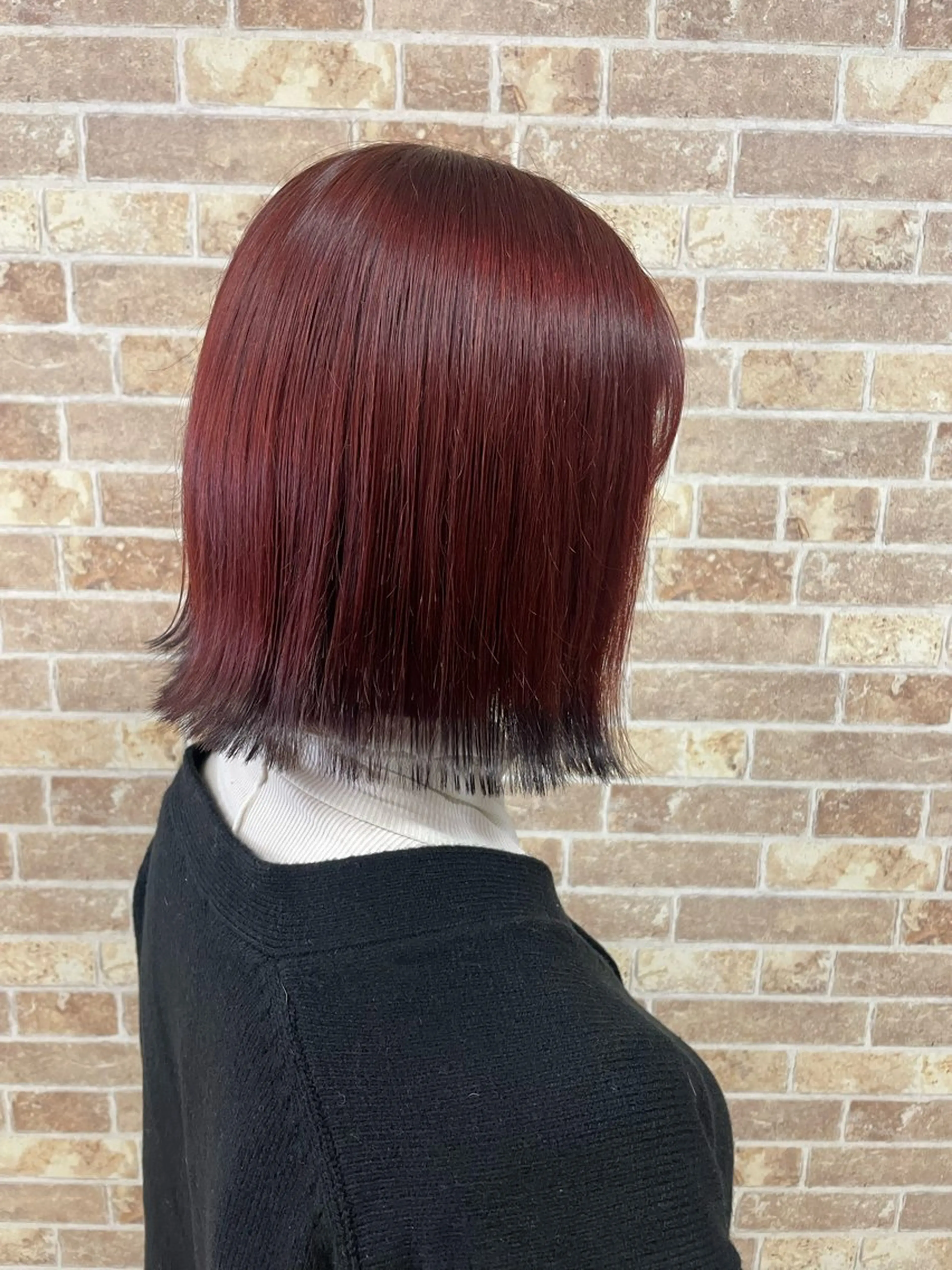 ショート カラー 黒髪 レッドカラー ヘアカラー 徳留 もも花のヘアスタイル