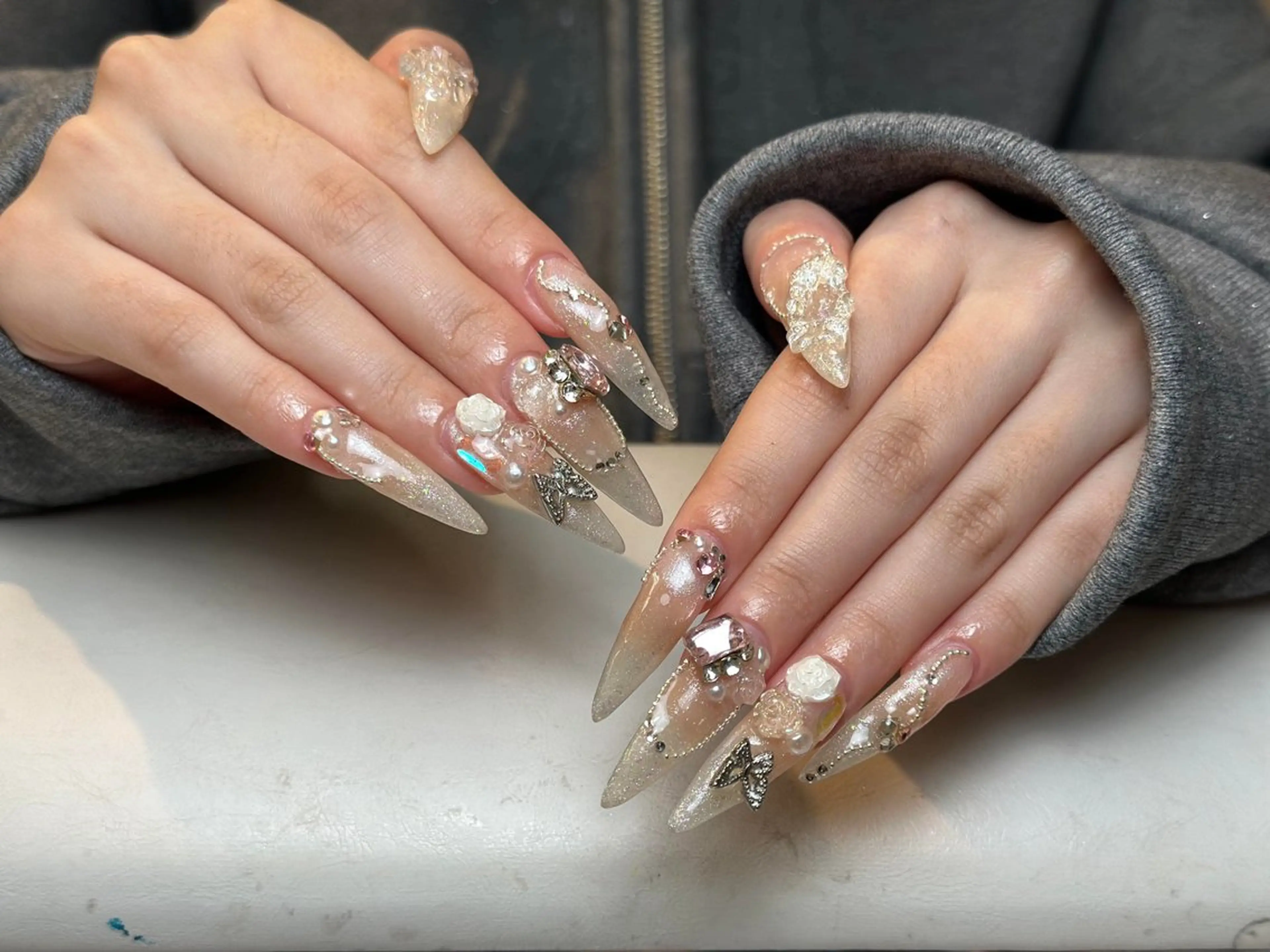 ネイル アートネイル ジェルネイル ニュアンスネイル シンプルネイル ハンドネイル Jenn Nail Shinokuboのネイルデザイン