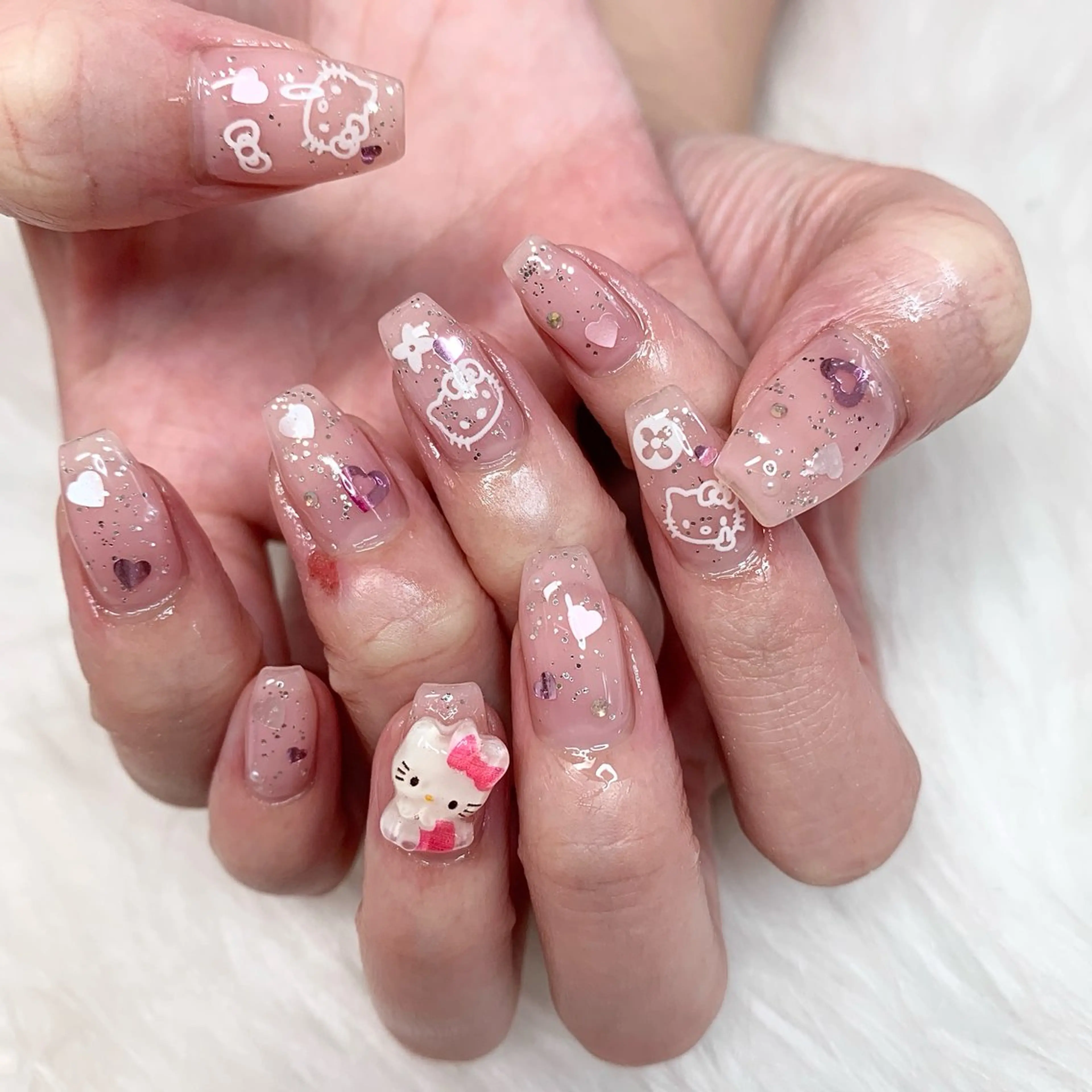 ネイル ハンドネイル La neige* yuki 🥯🍑のネイルデザイン