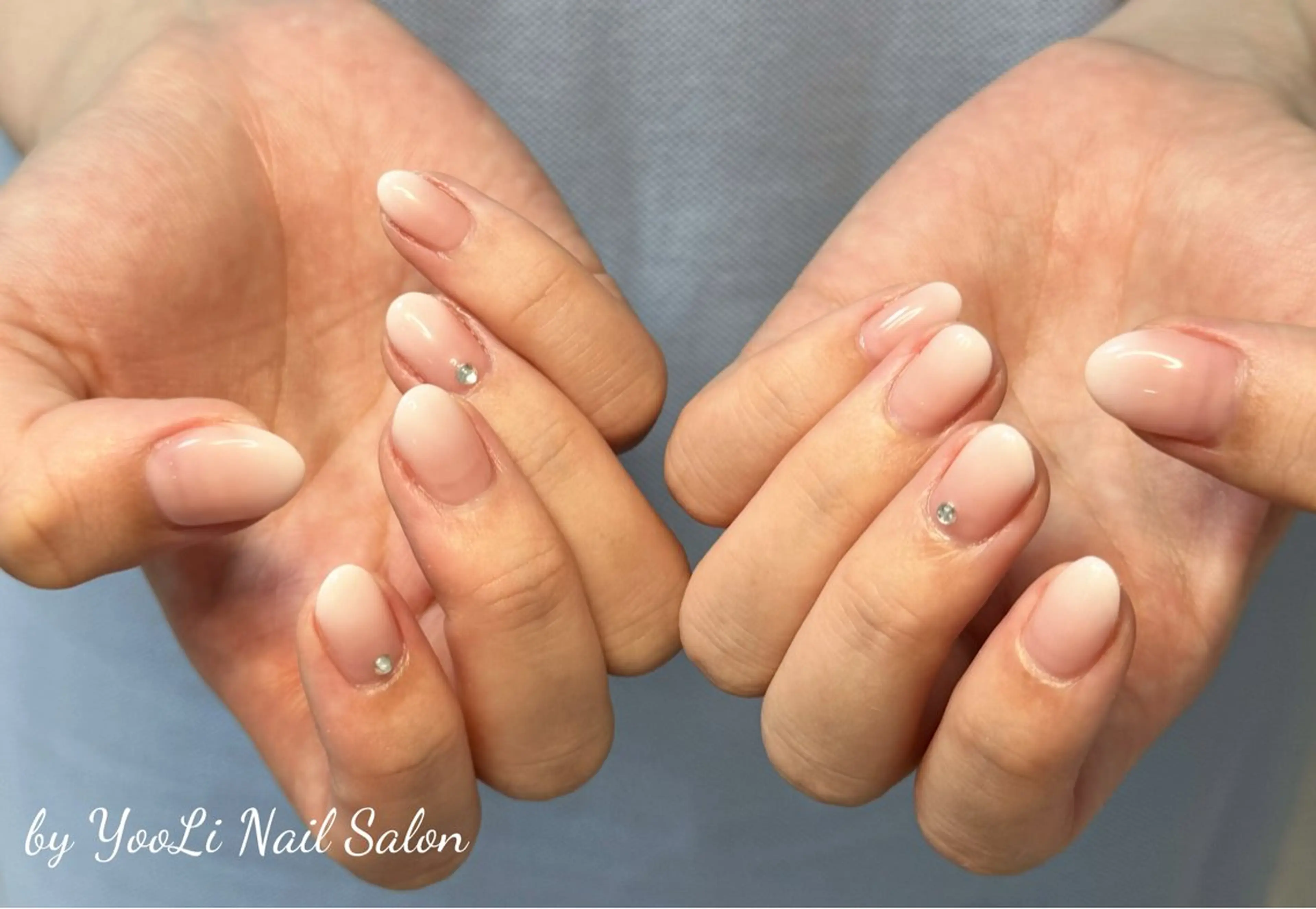 ネイル アートネイル オーロラネイル チークネイル フレンチネイル ガラスフレンチ ハンドネイル 🎀🎀YooLi Nail Salonのネイルデザイン