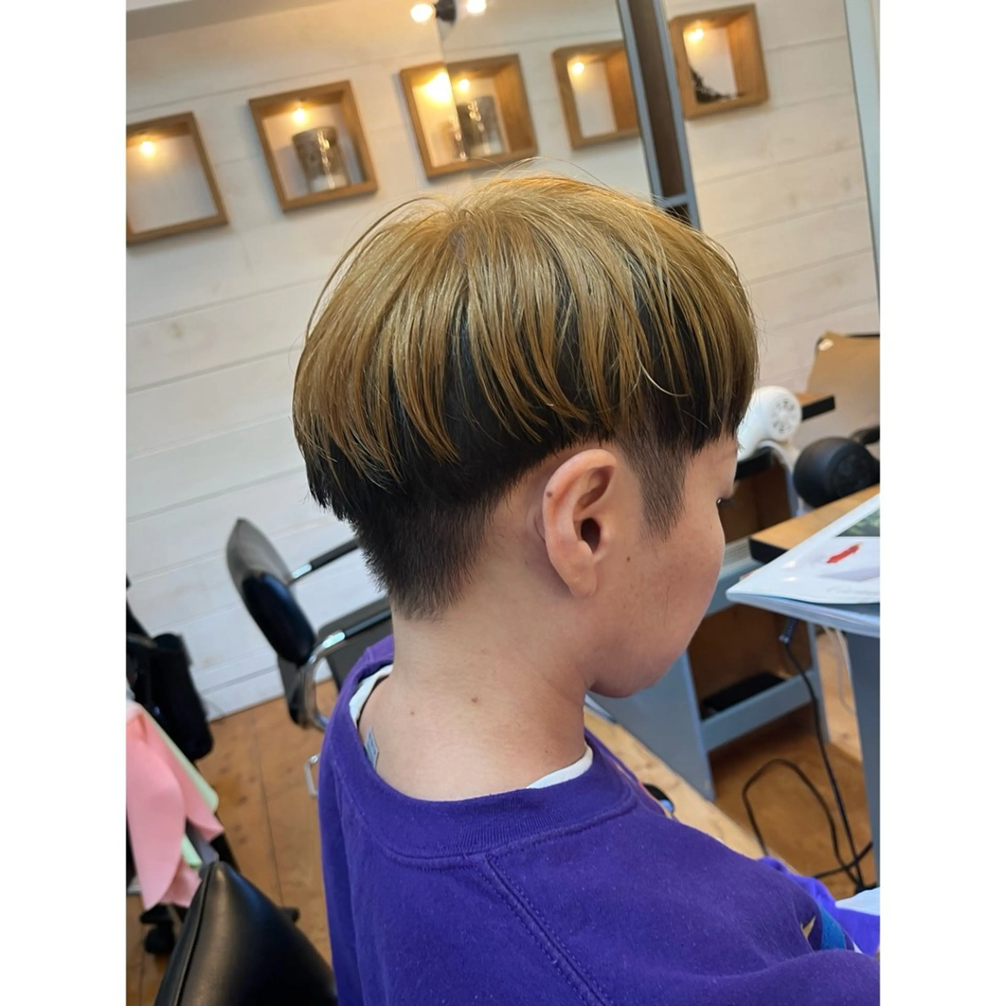 ショート カラー Lagom なかだのヘアスタイル