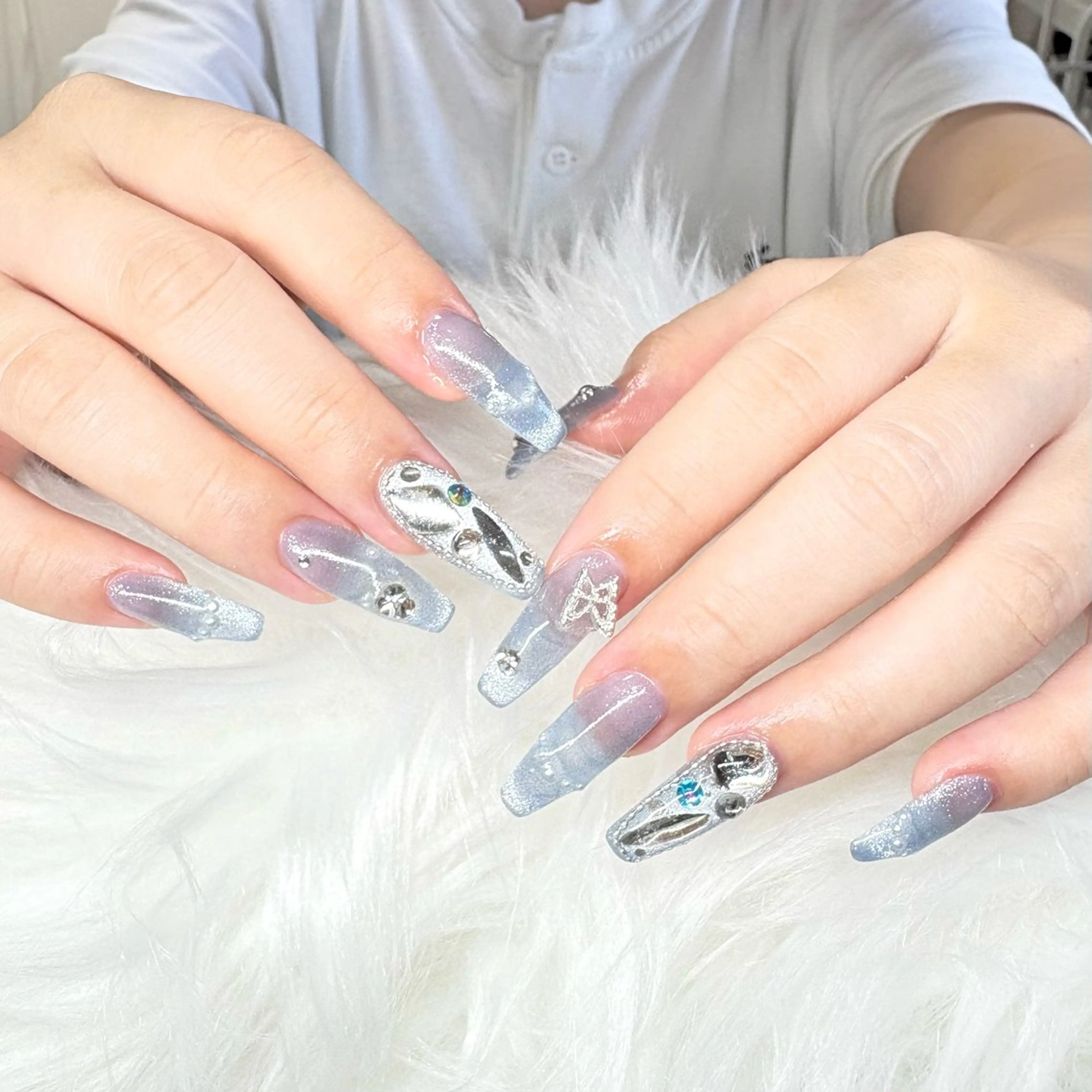 ネイル ボルドー チークネイル クリアネイル 成人式 フラッシュネイル Kiki _beのネイルデザイン