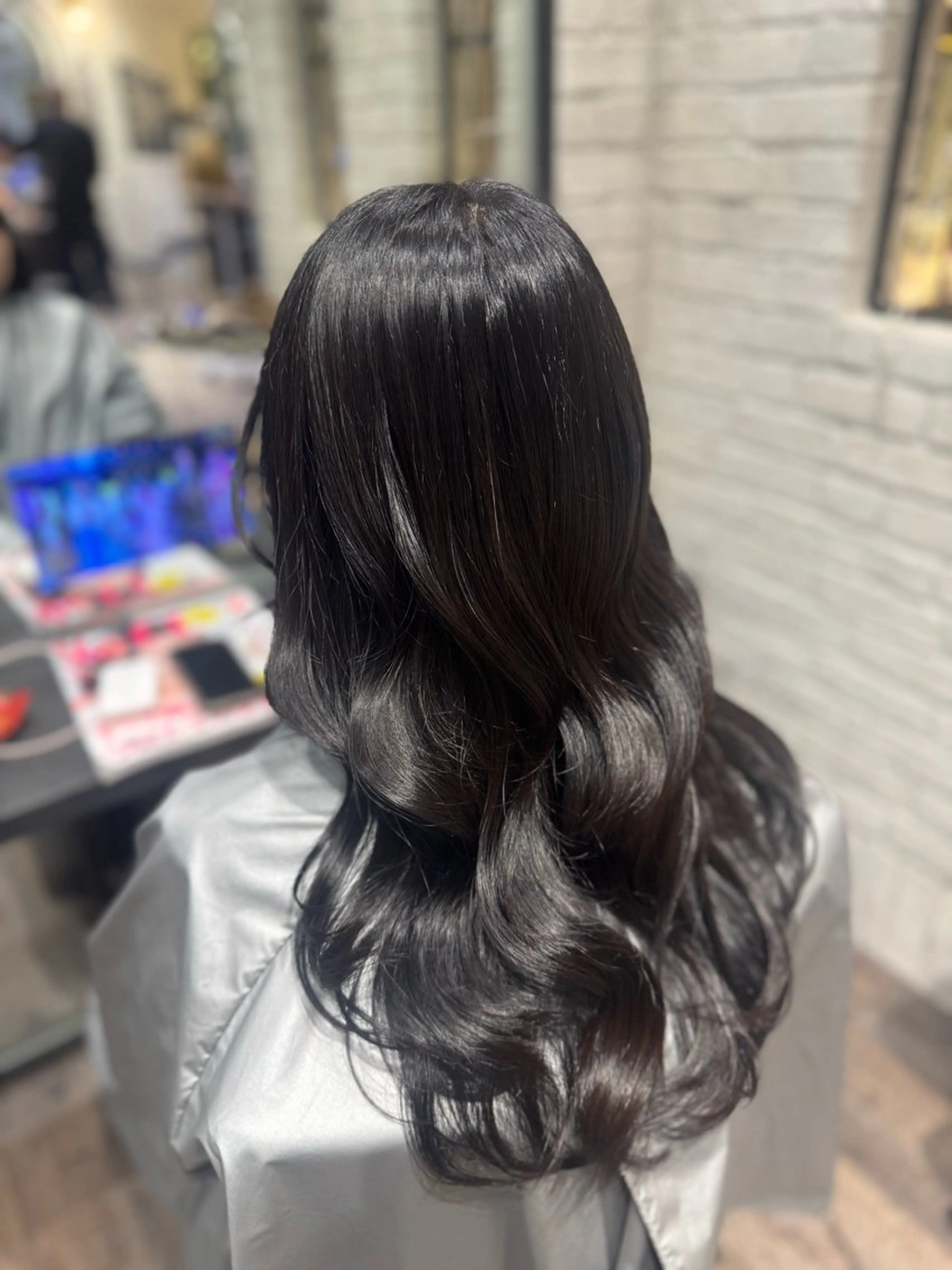 ロング カラー 黒髪 ブルーカラー ブルーブラック Tiffa銀座所属・TiffaGINZA /Momokaのヘアスタイル