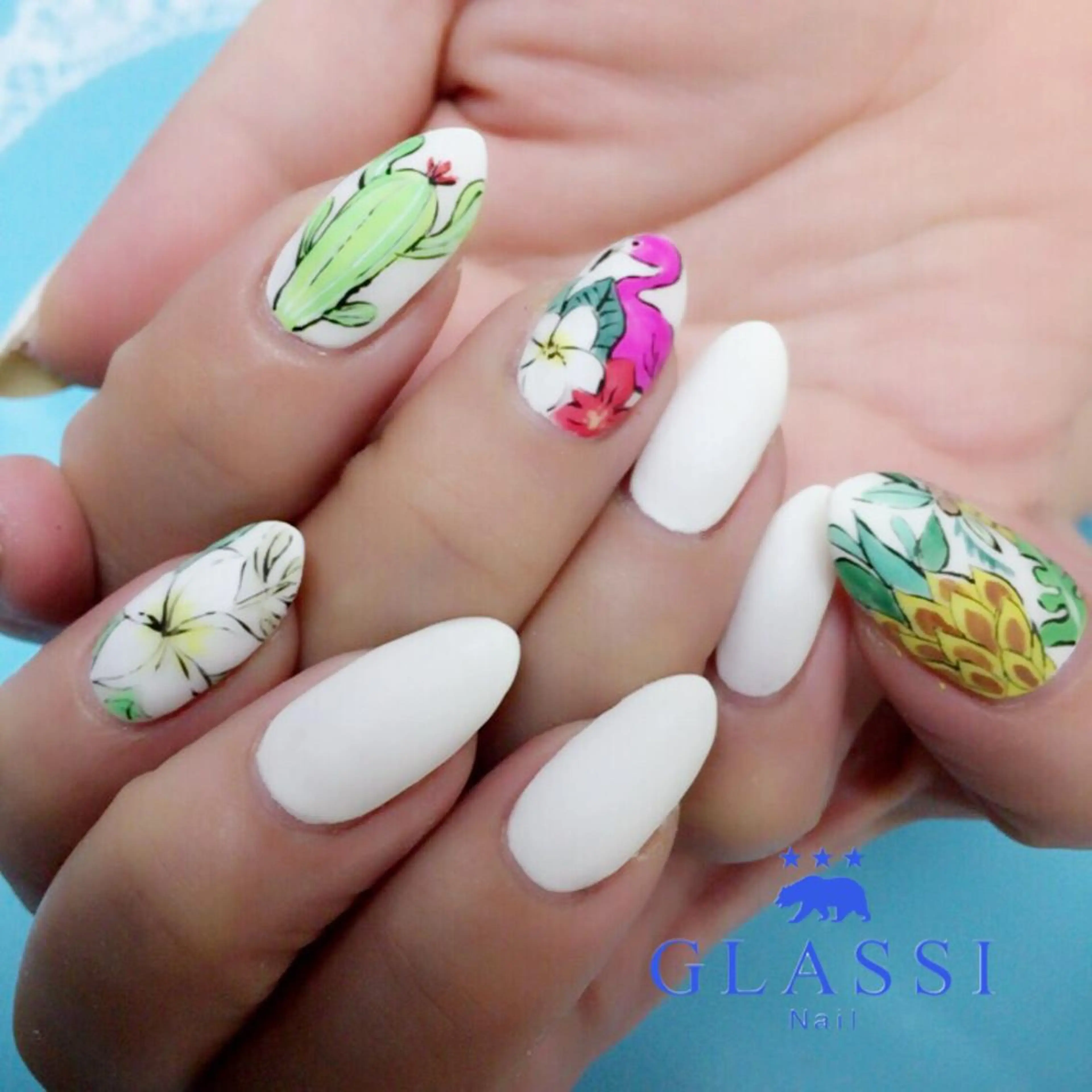 ネイル Luccica nailのネイルデザイン