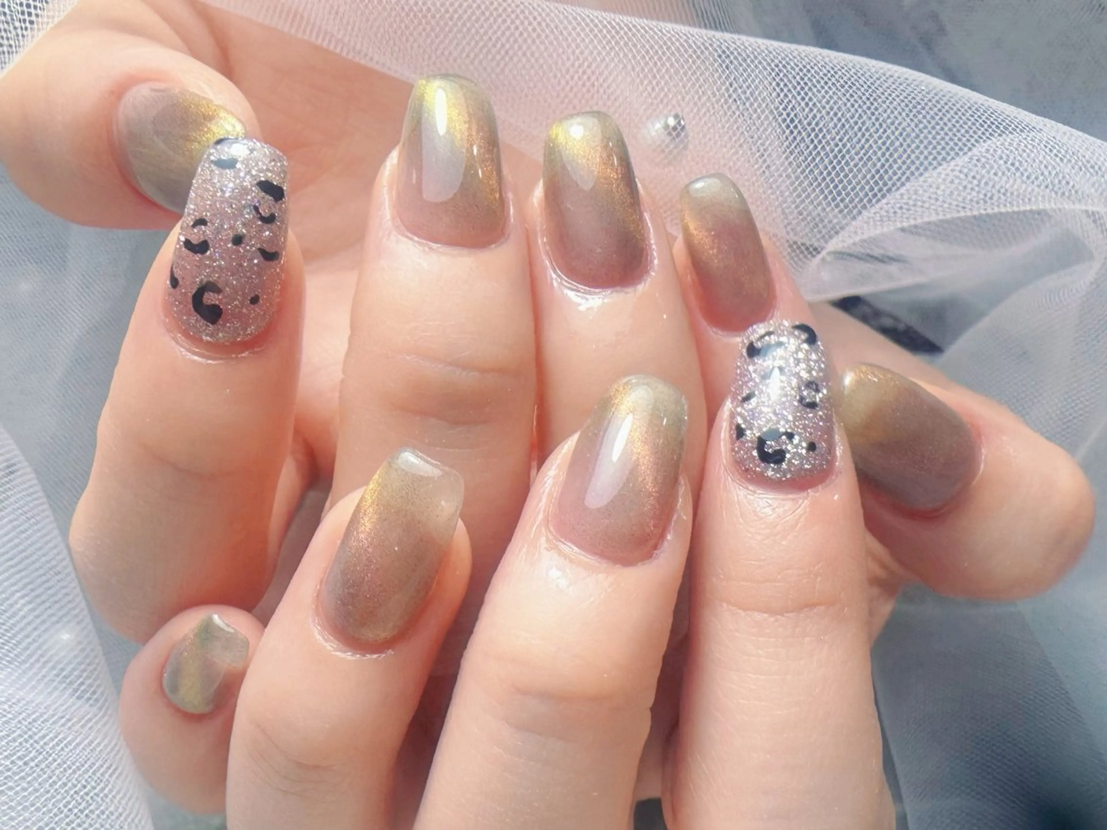 ネイル ハンドネイル マジックミラー所属・マジック ミラーのネイルデザイン