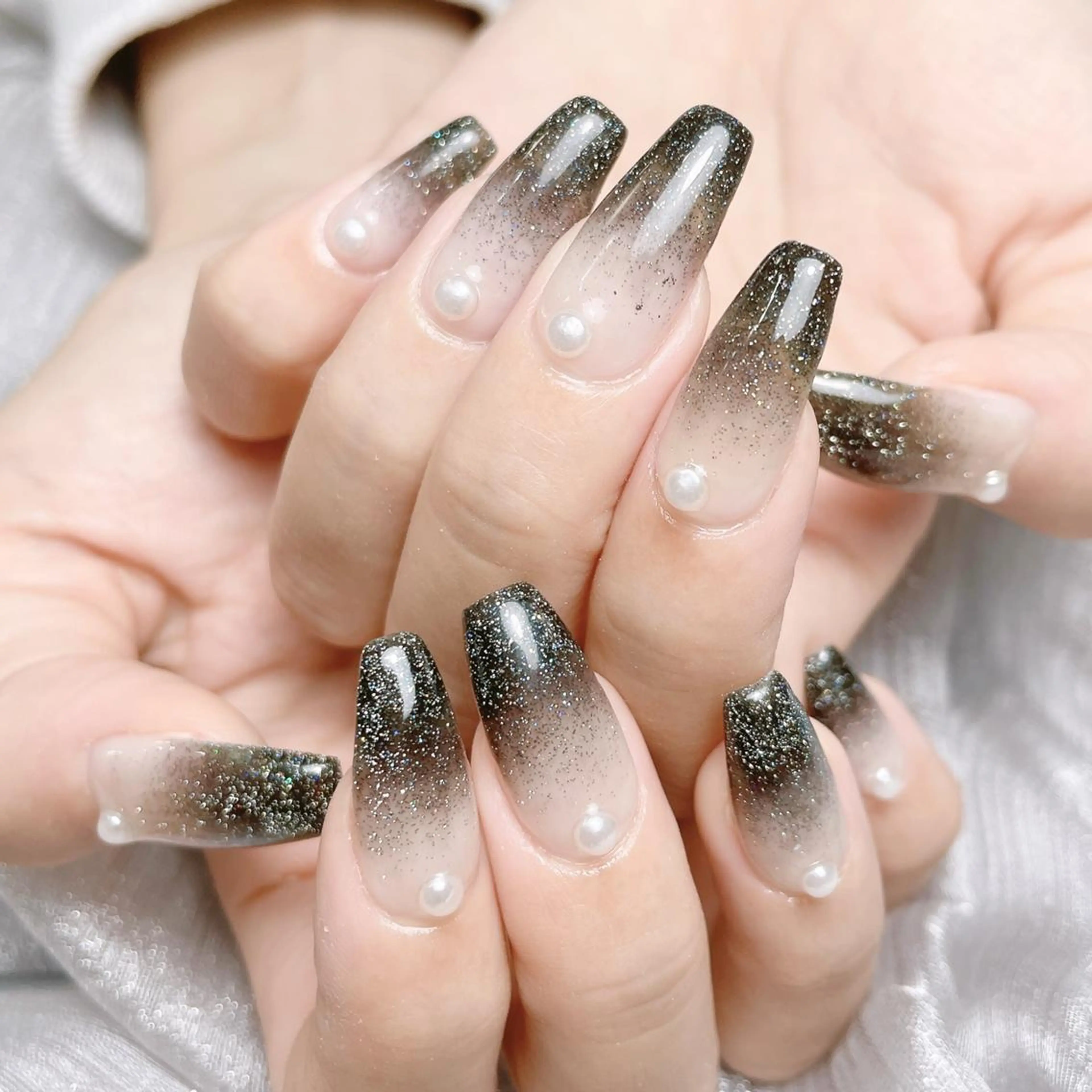 ネイル Elegant beautyカクのネイルデザイン