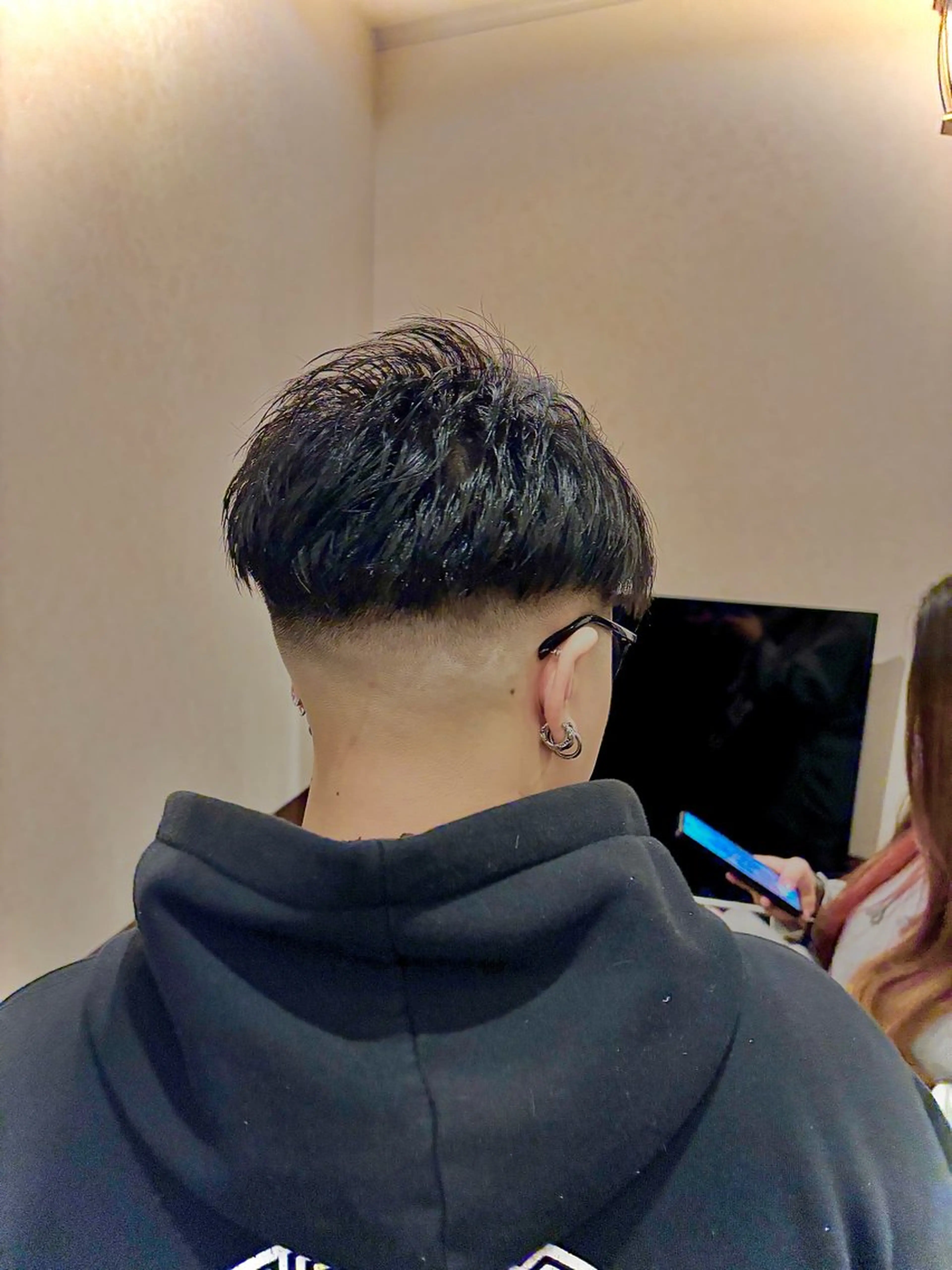 メンズ フェードカット カット BARBER CLASSICS所属・K. クスハラ南区のヘアスタイル