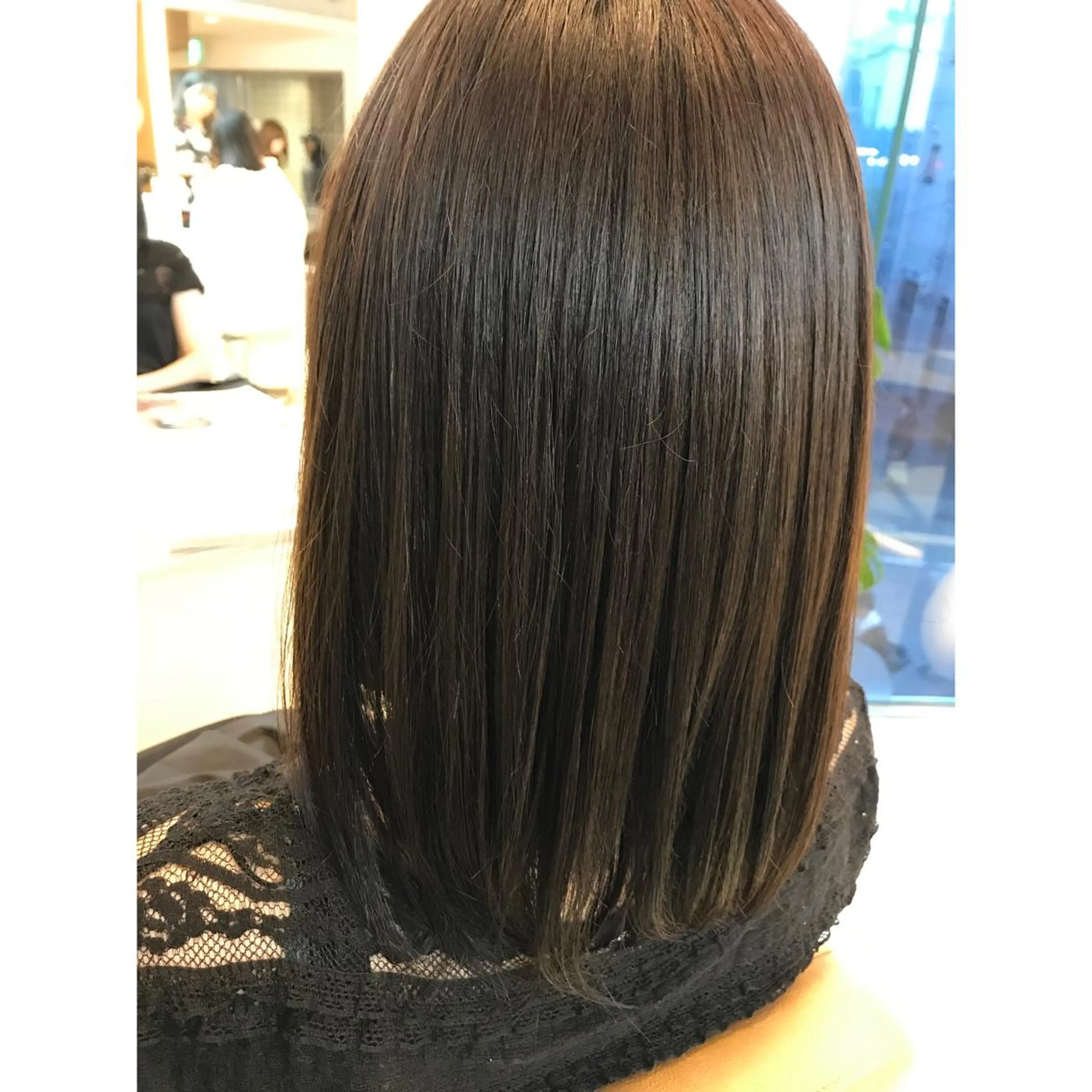 ミディアム カラー 坂西 春果のマツエク・マツパデザイン