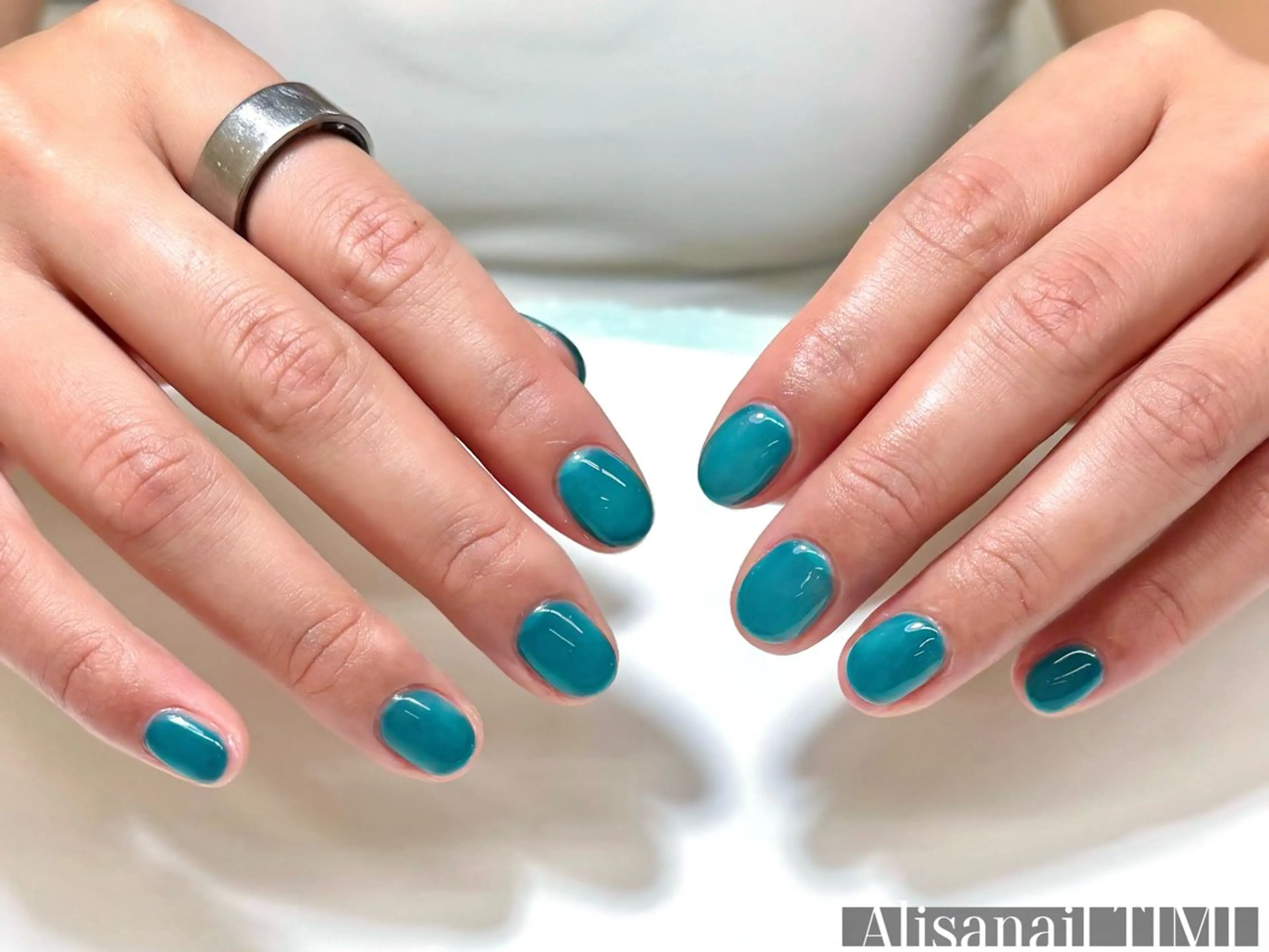 ネイル ワンカラーネイル ハンドネイル Alisa nail Timiのネイルデザイン