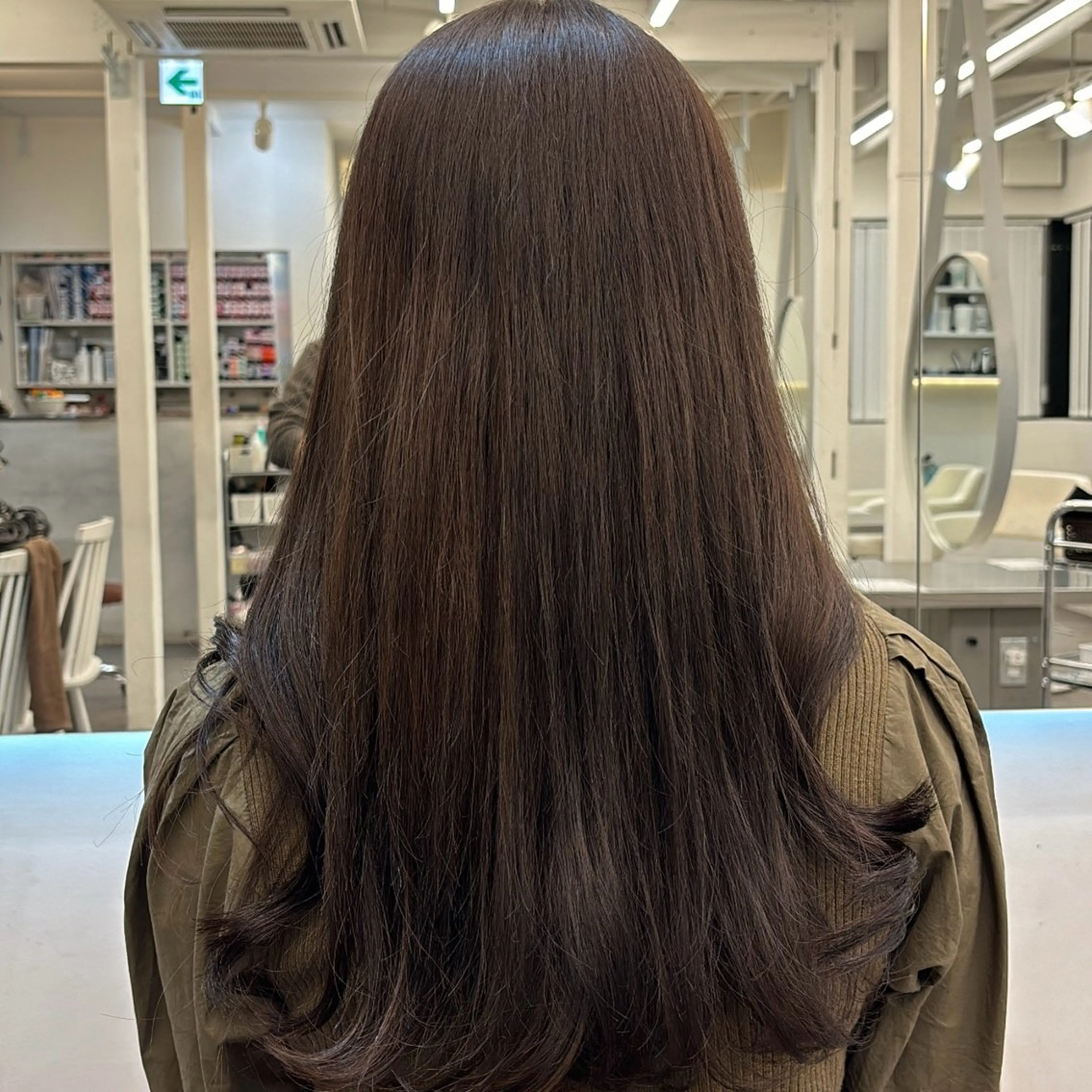 ロング カラー YUUKI/艶カラー レイヤーカットのヘアスタイル