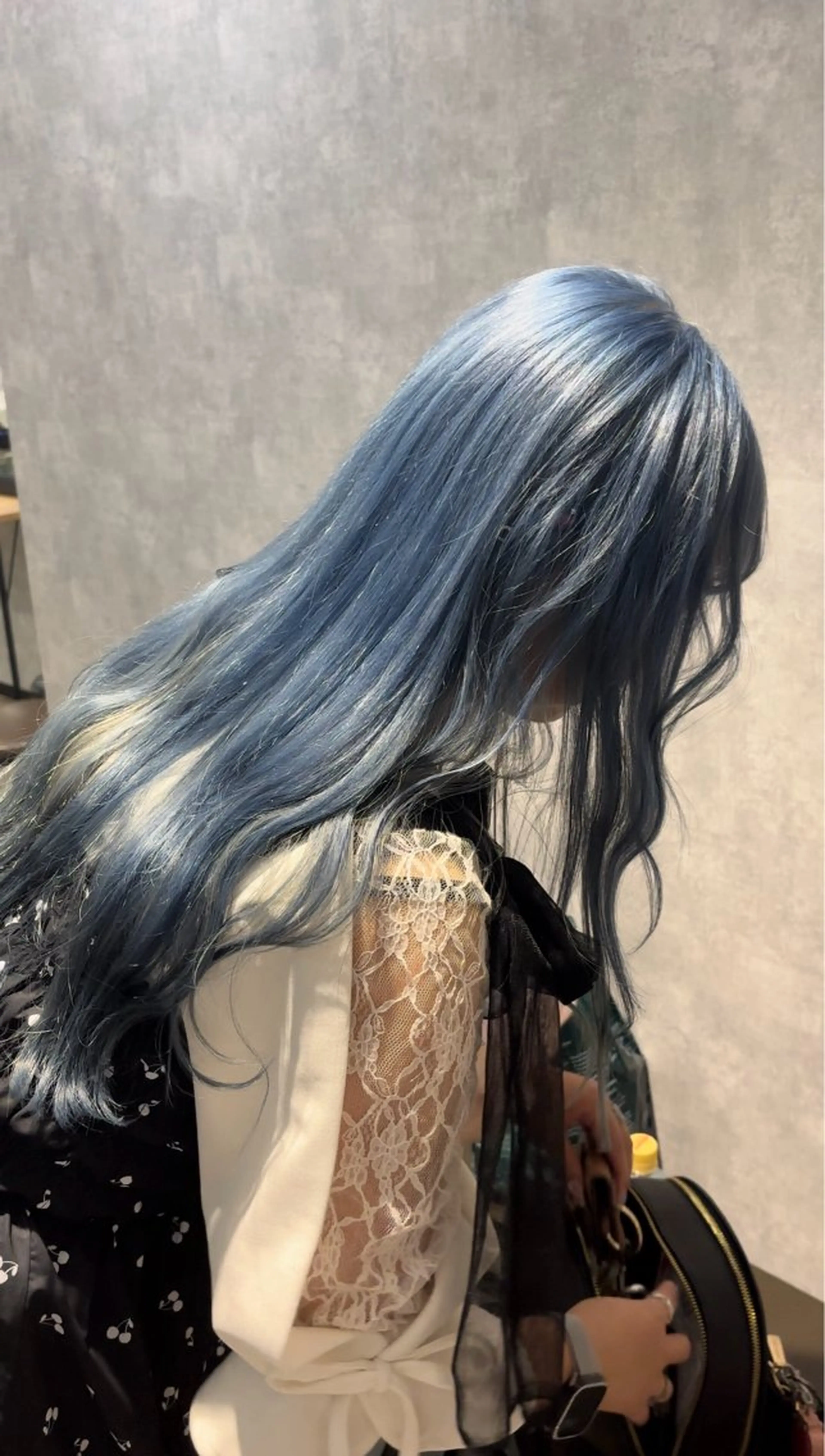 セミロング ヘアカラー トリートメント 🌐NATSUMI 🌐【寒色カラー】のヘアスタイル